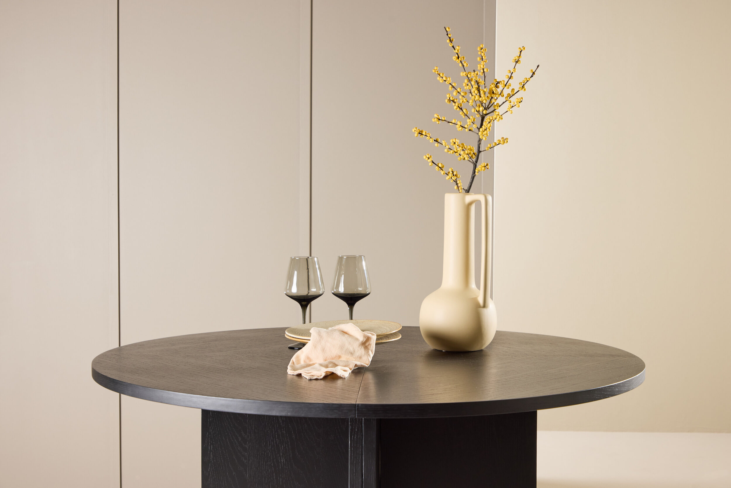 Nohr Uitschuifbare Ronde Eettafel 'Shuree' 120/170 x 120cm, kleur Zwart