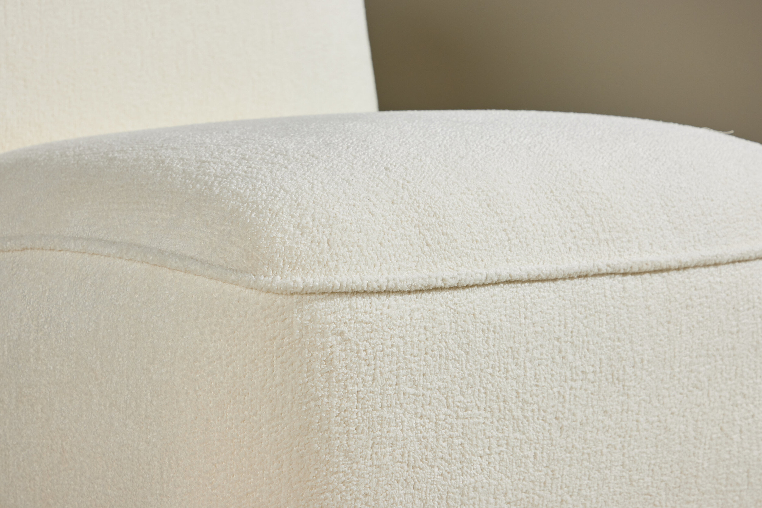 Nohr Draaifauteuil 'Kavitha' Bouclé, kleur Wit
