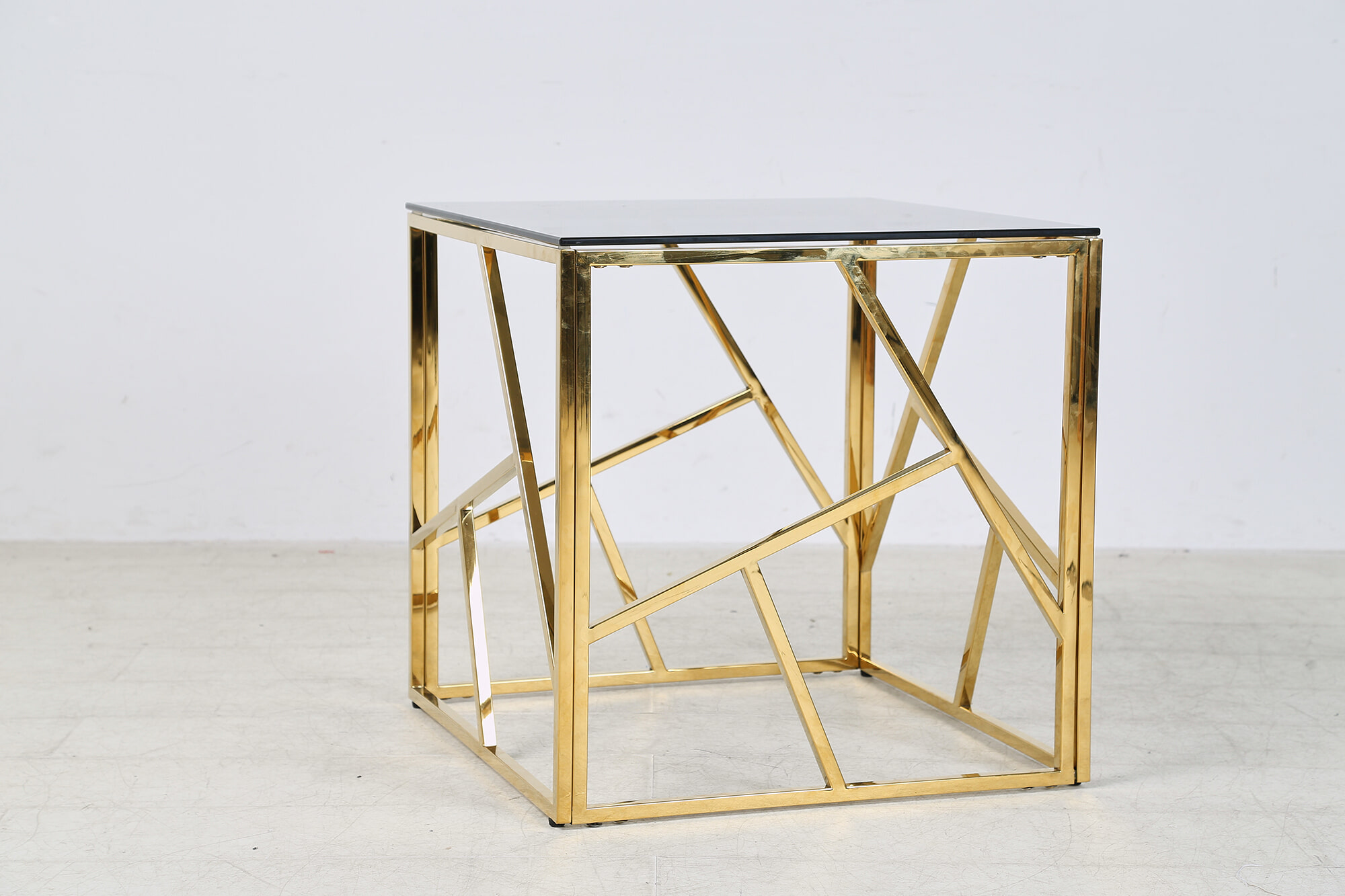 Artistiq Living Bijzettafel 'Mischa' 55cm, kleur goud