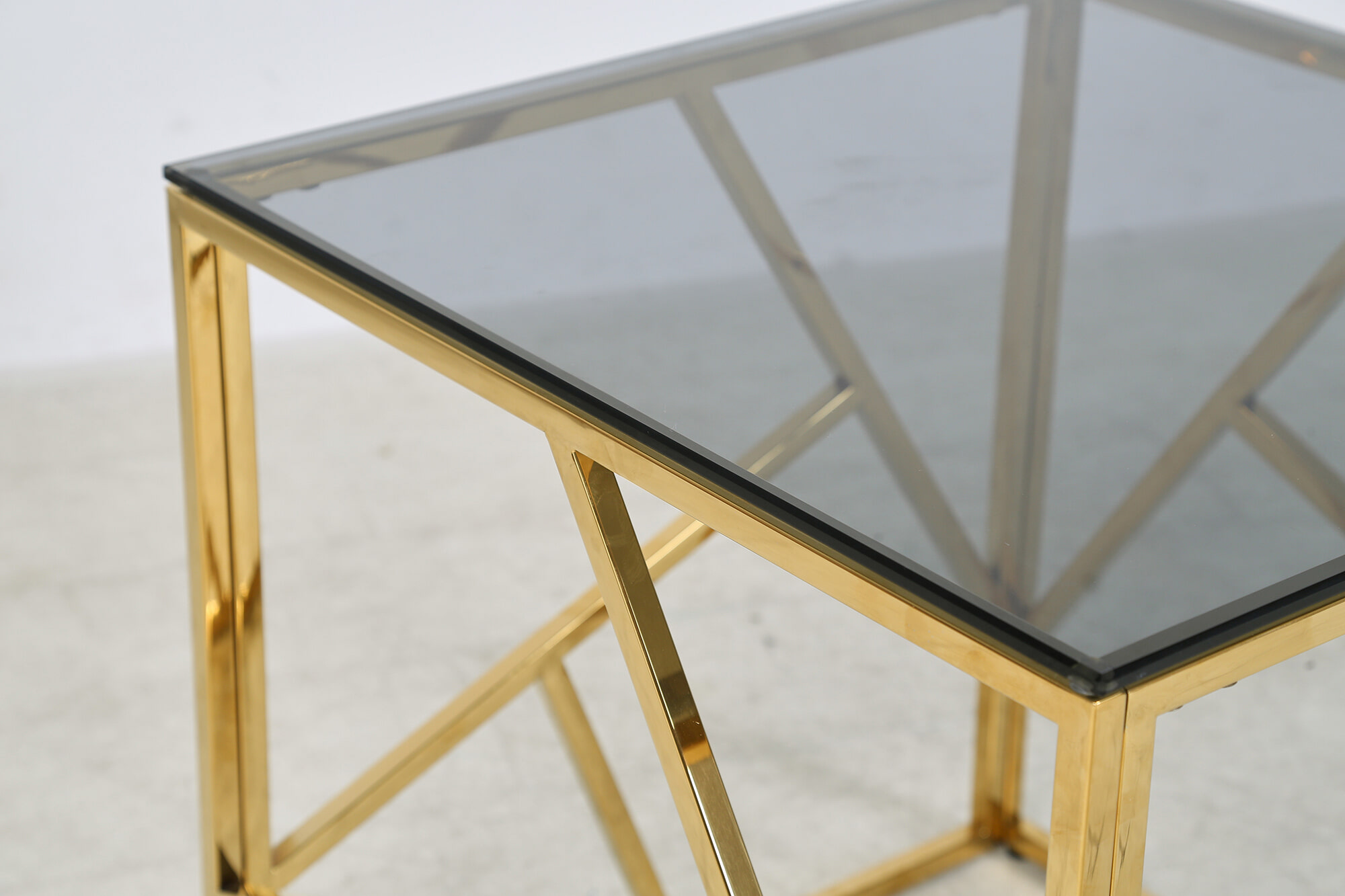 Artistiq Living Bijzettafel 'Mischa' 55cm, kleur goud