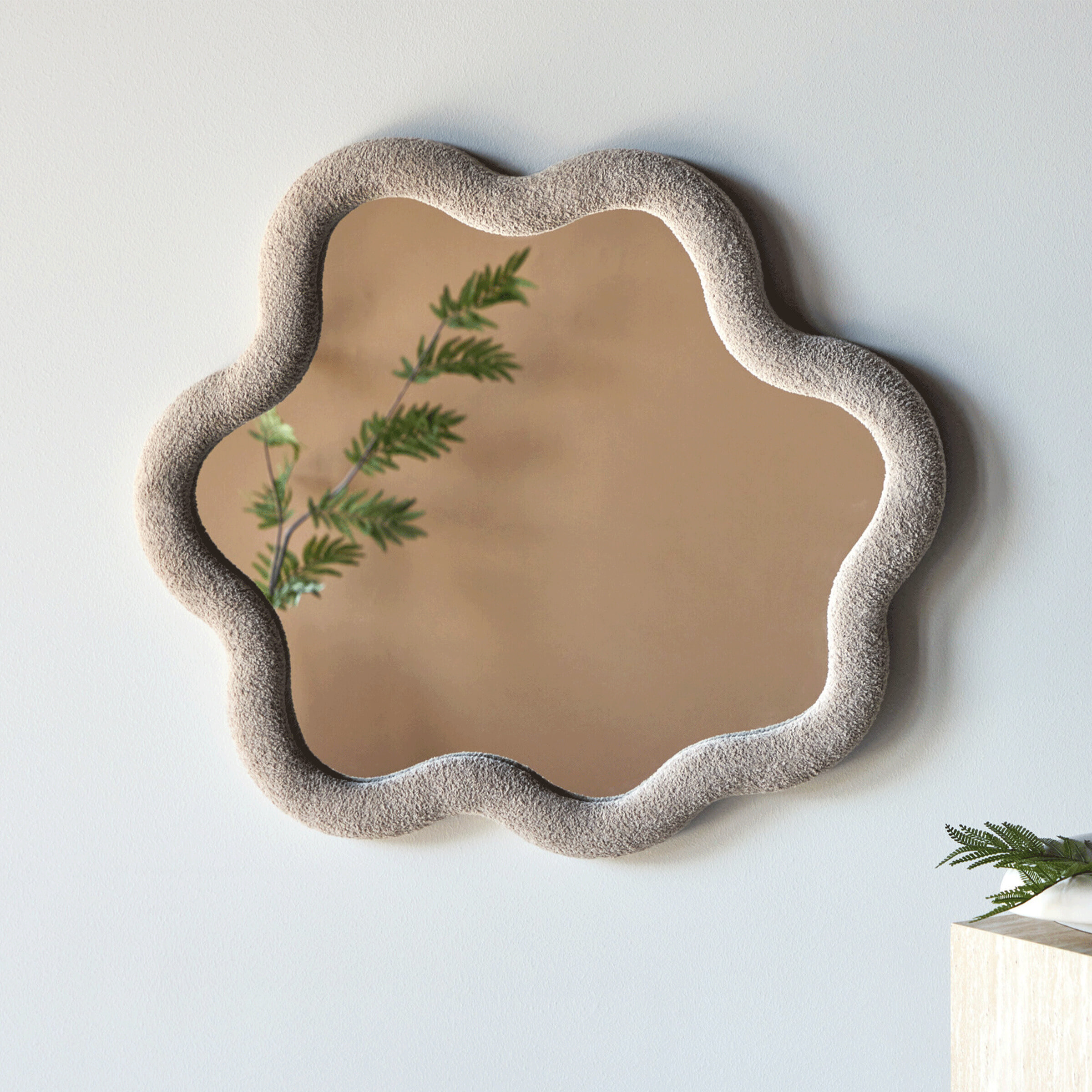 Nohr Organische Spiegel 'Tho' Bouclé, 70 x 70cm