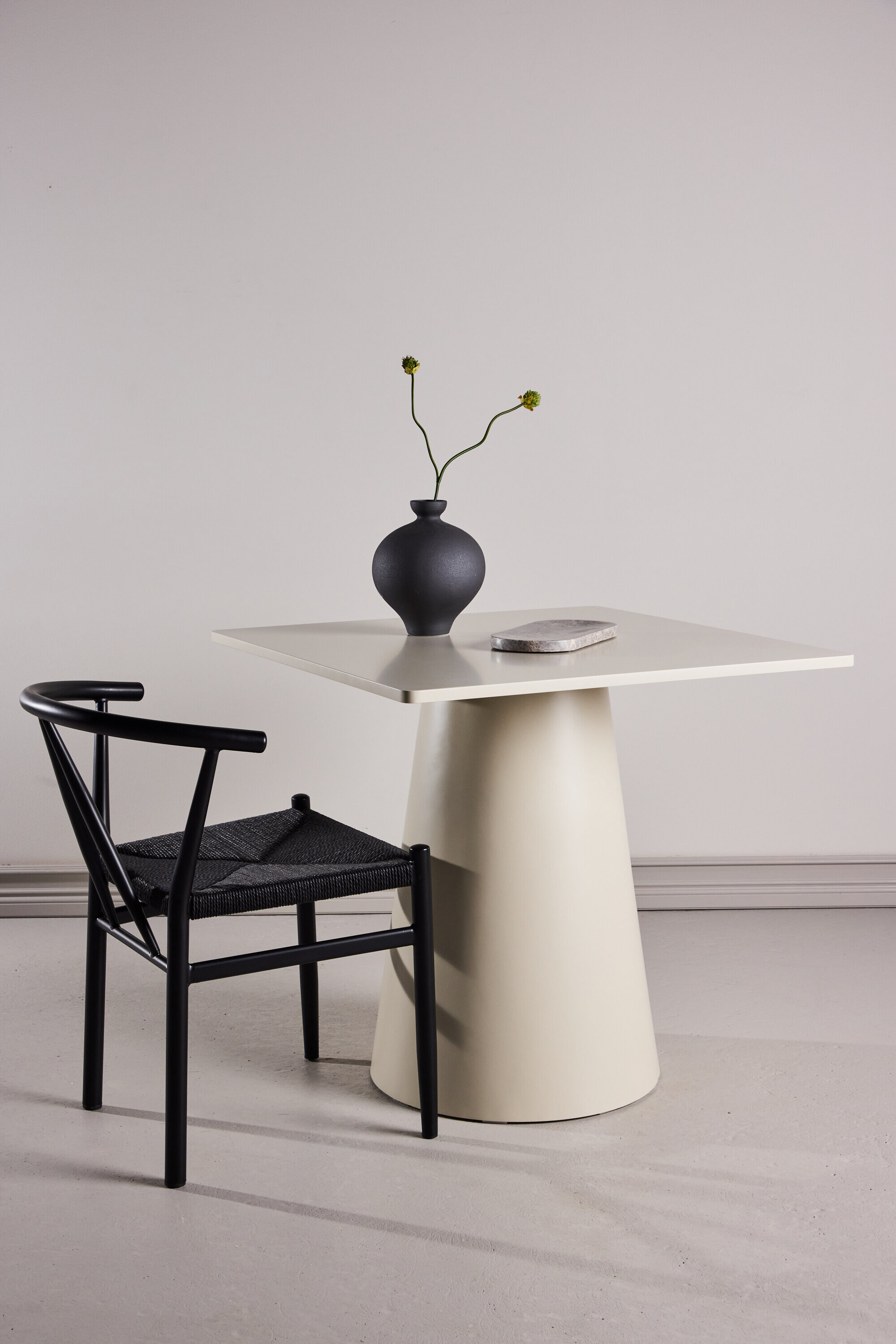 Nohr Vierkante Bistrotafel Kodi 80 x 80cm - Beige