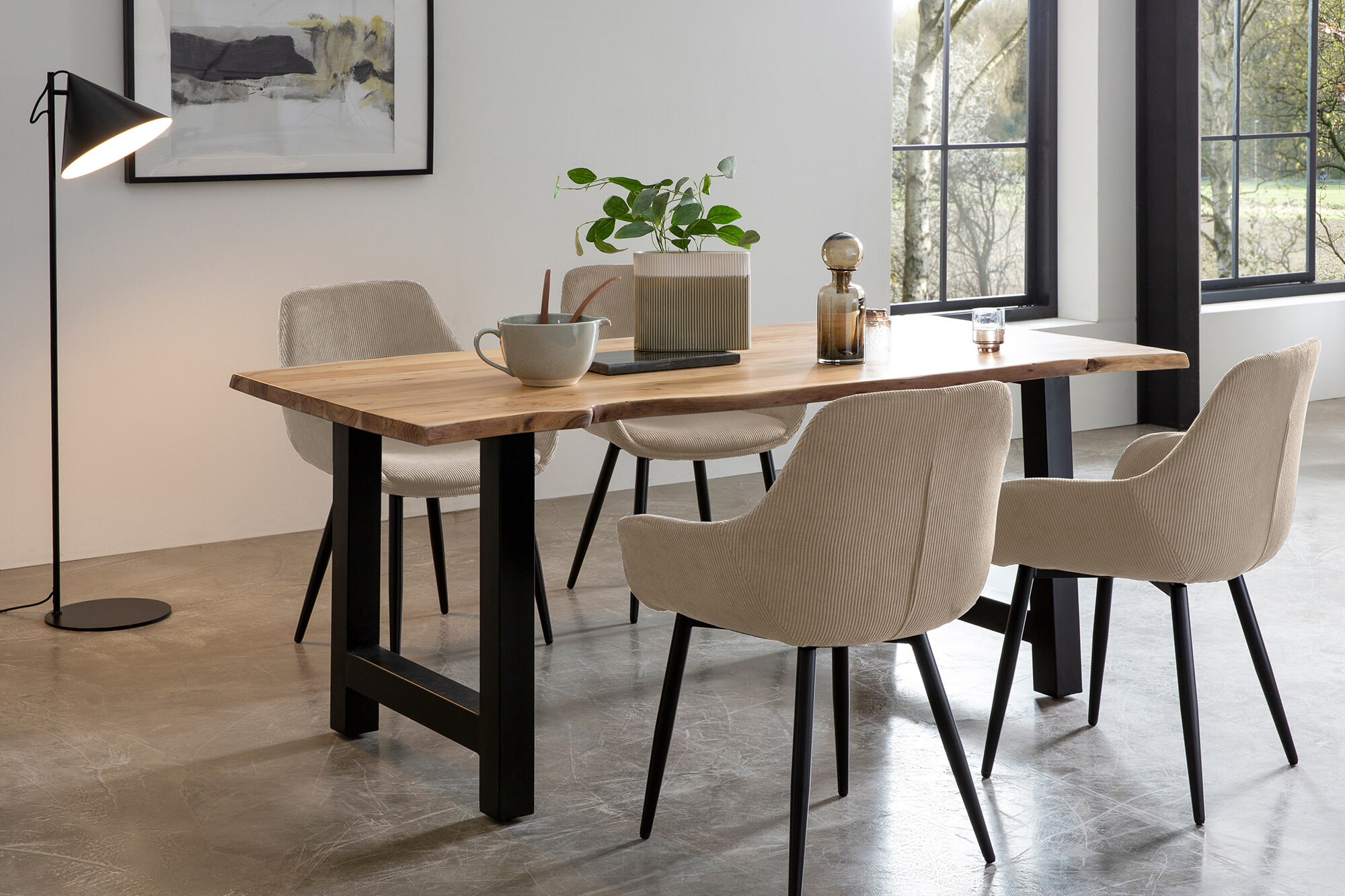 Artistiq Living Eettafel 'Karri' H-poot, Acaciahout, 240 x 110cm