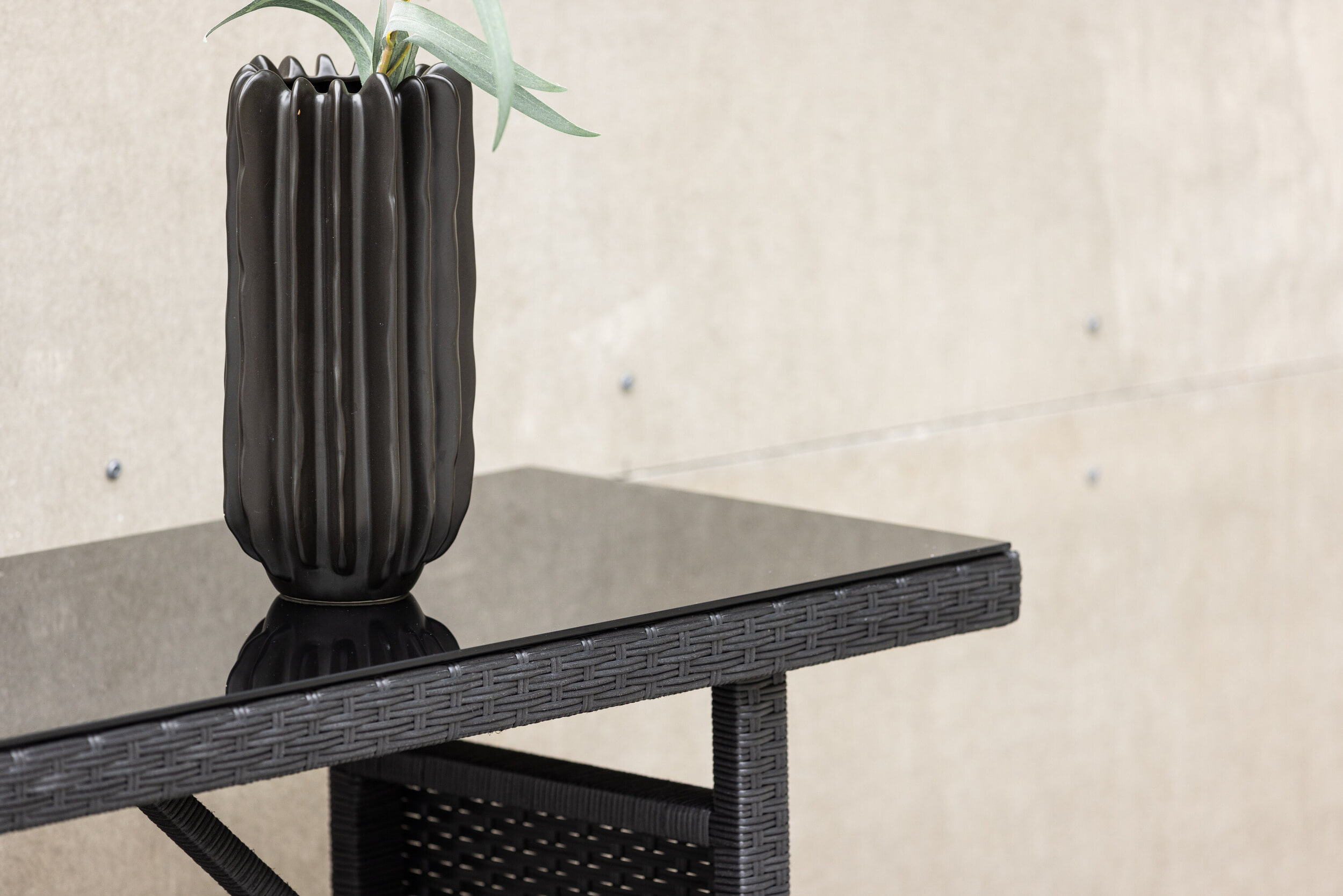 Nohr Outdoor Sidetable 'Davinia' Wicker, 120cm, kleur Zwart