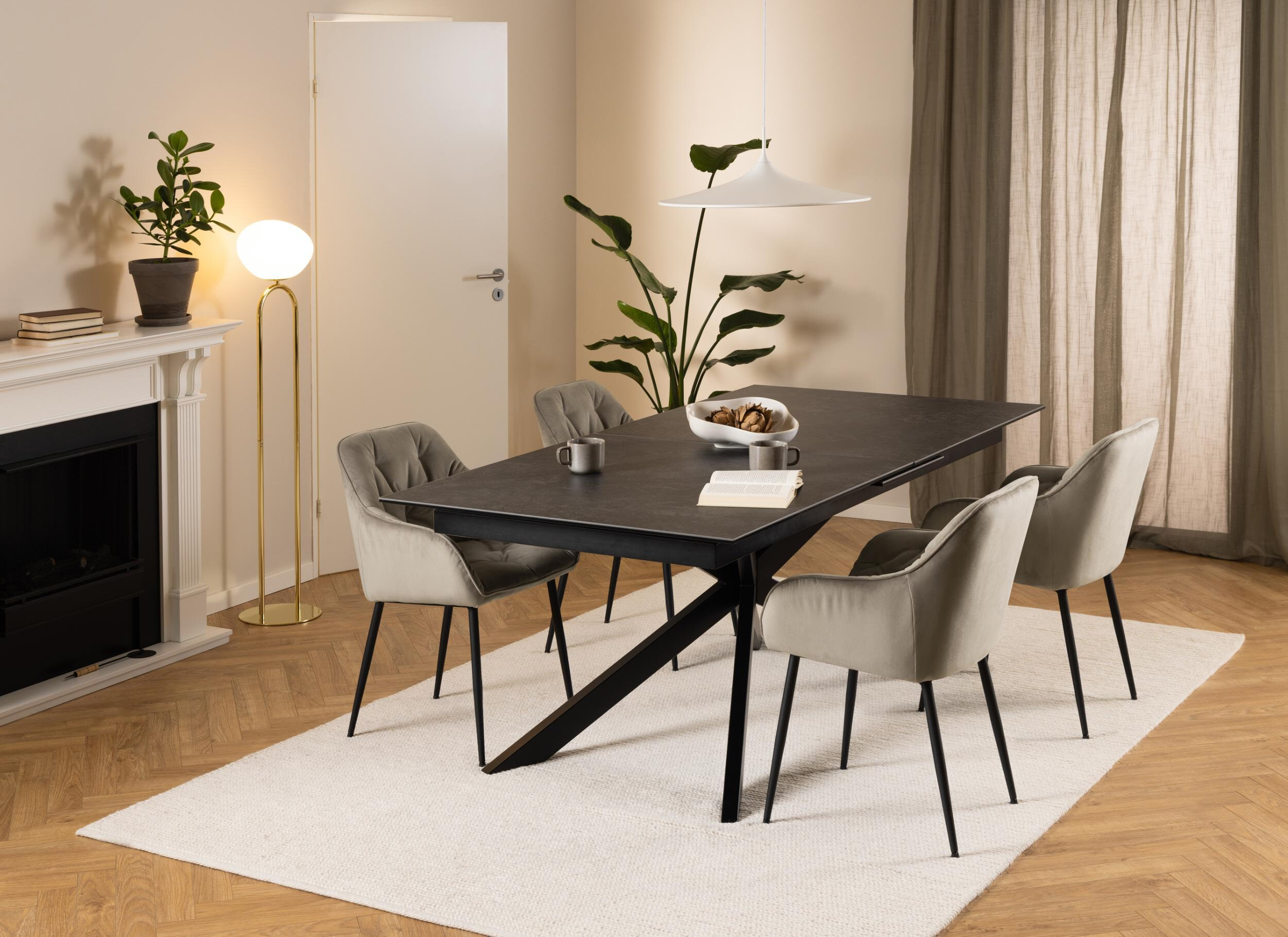 Bendt Uitschuifbare Eettafel 'Chrislyn' Keramiek 200-240 x 100cm, kleur Zwart