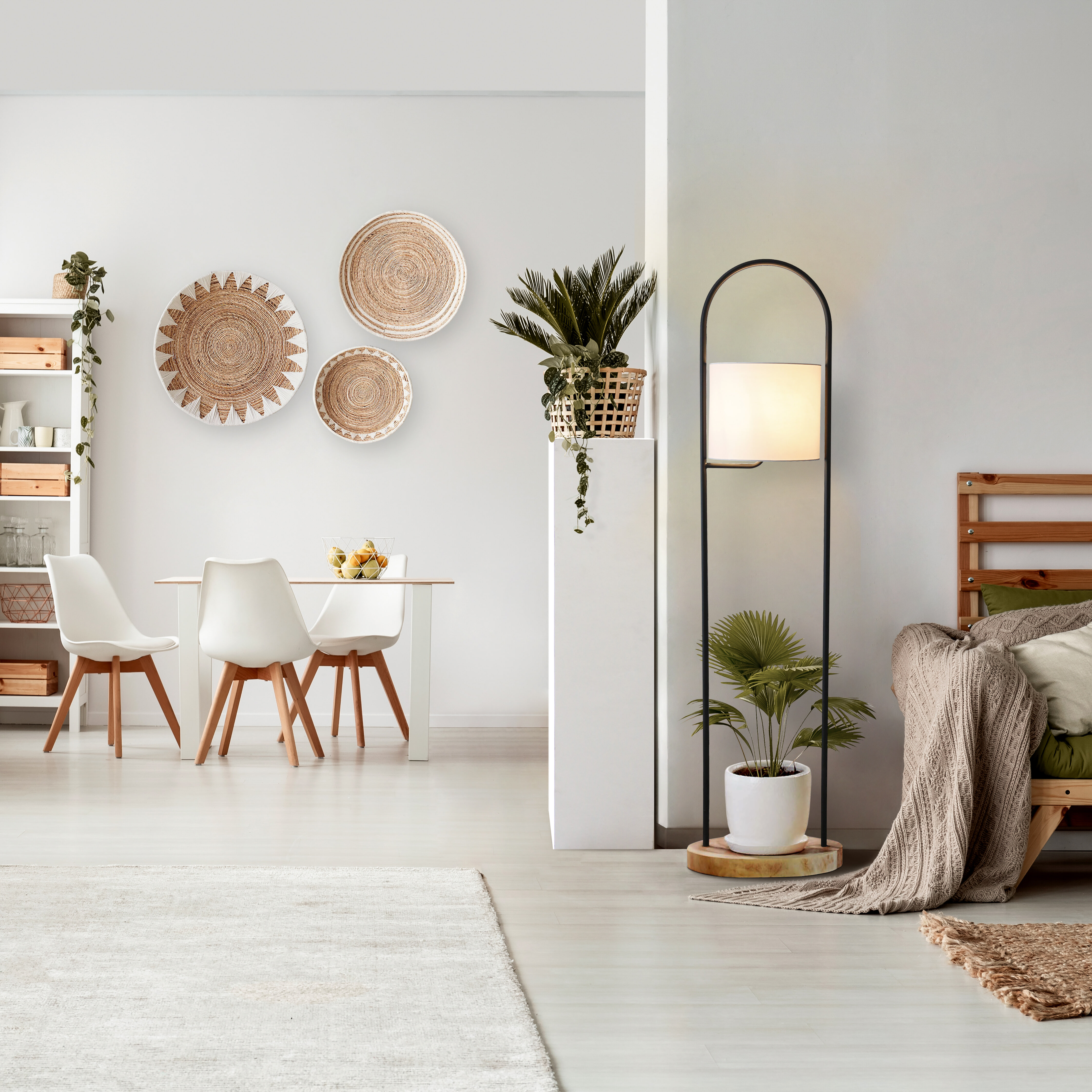 Artistiq Vloerlamp 'Adonnis' Met plateau, Acaciahout