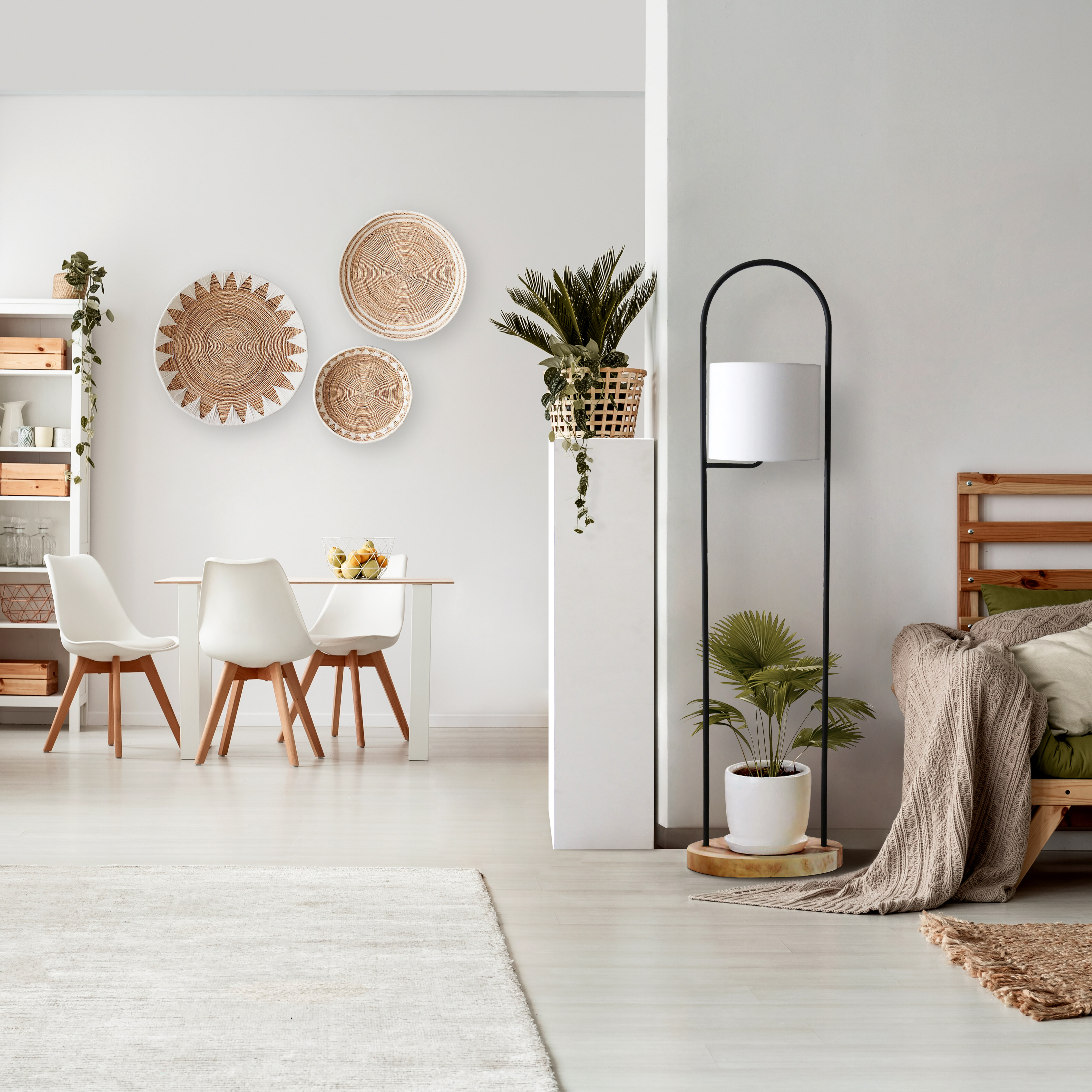 Artistiq Vloerlamp 'Adonnis' Met plateau, Acaciahout