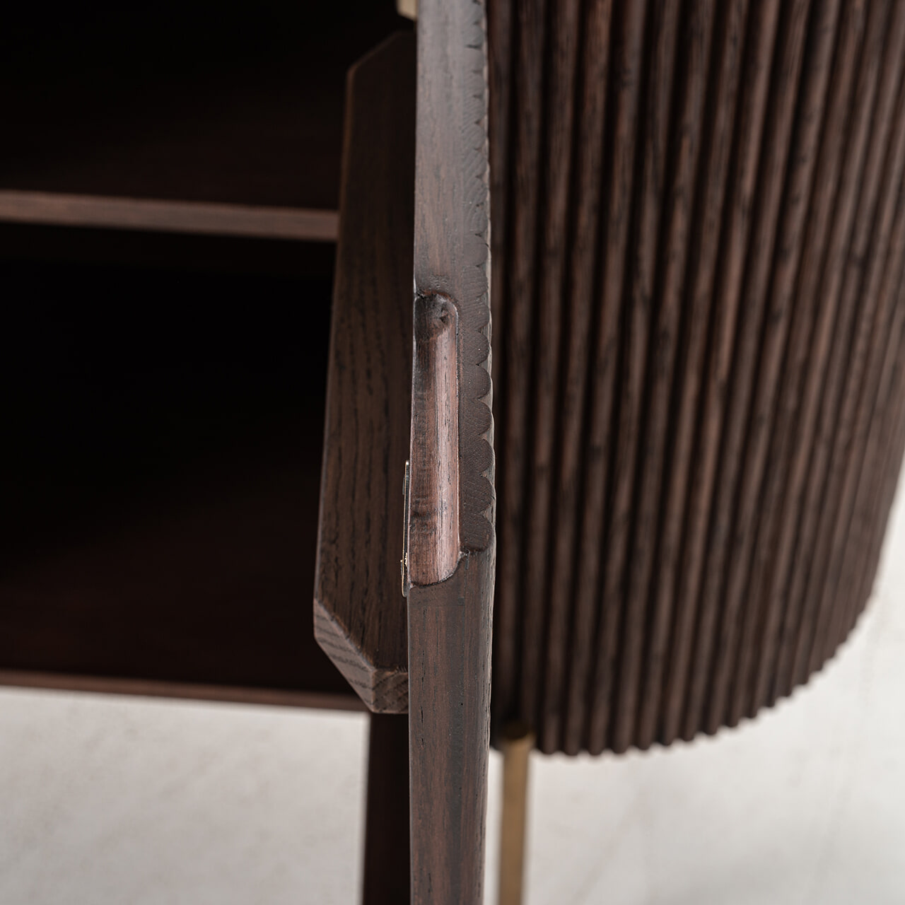 Richmond Dressoir 'Barkley' Eikenhout en Faux Marmer, 180cm