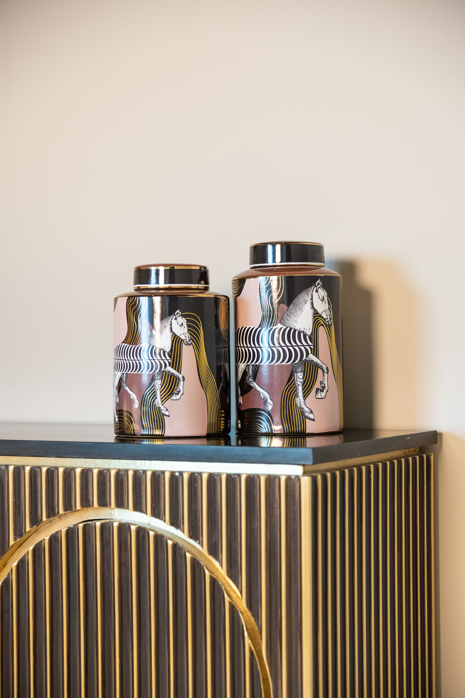 Richmond Dressoir 'Les Arcs' Brass en marmer, 160cm