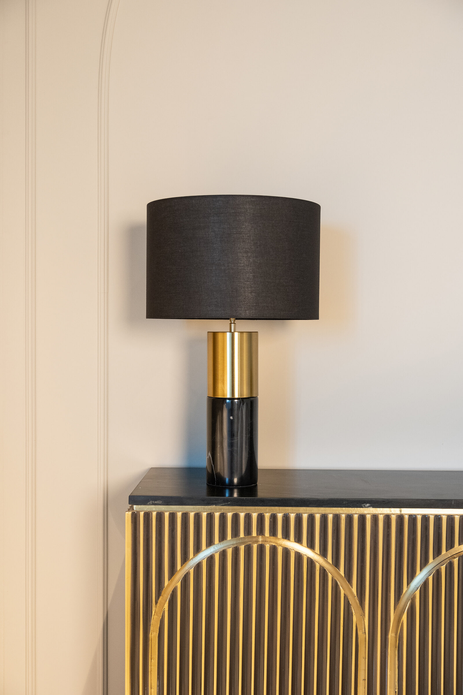 Richmond Dressoir 'Les Arcs' Brass en marmer, 160cm