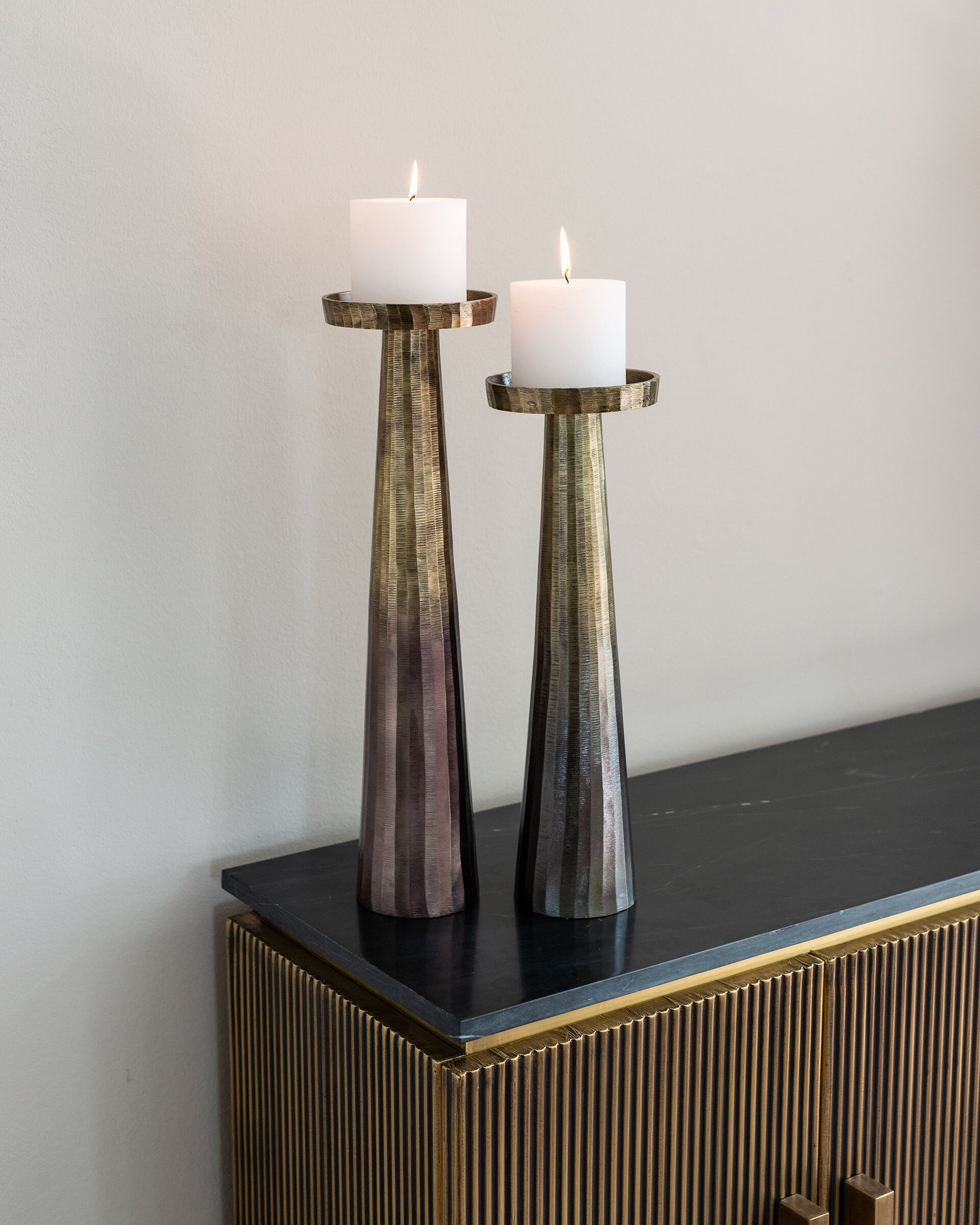 Richmond Dressoir 'Ironville' 160cm, kleur goud / zwart marmer