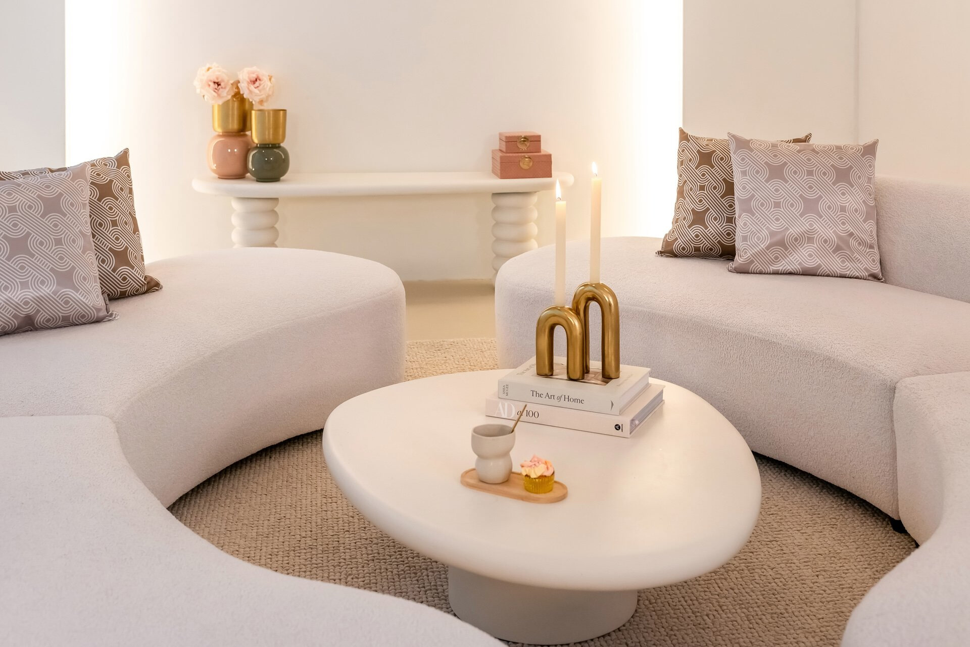 Richmond Organische Salontafel 'Bloomstone' 110 x 90cm, kleur Wit