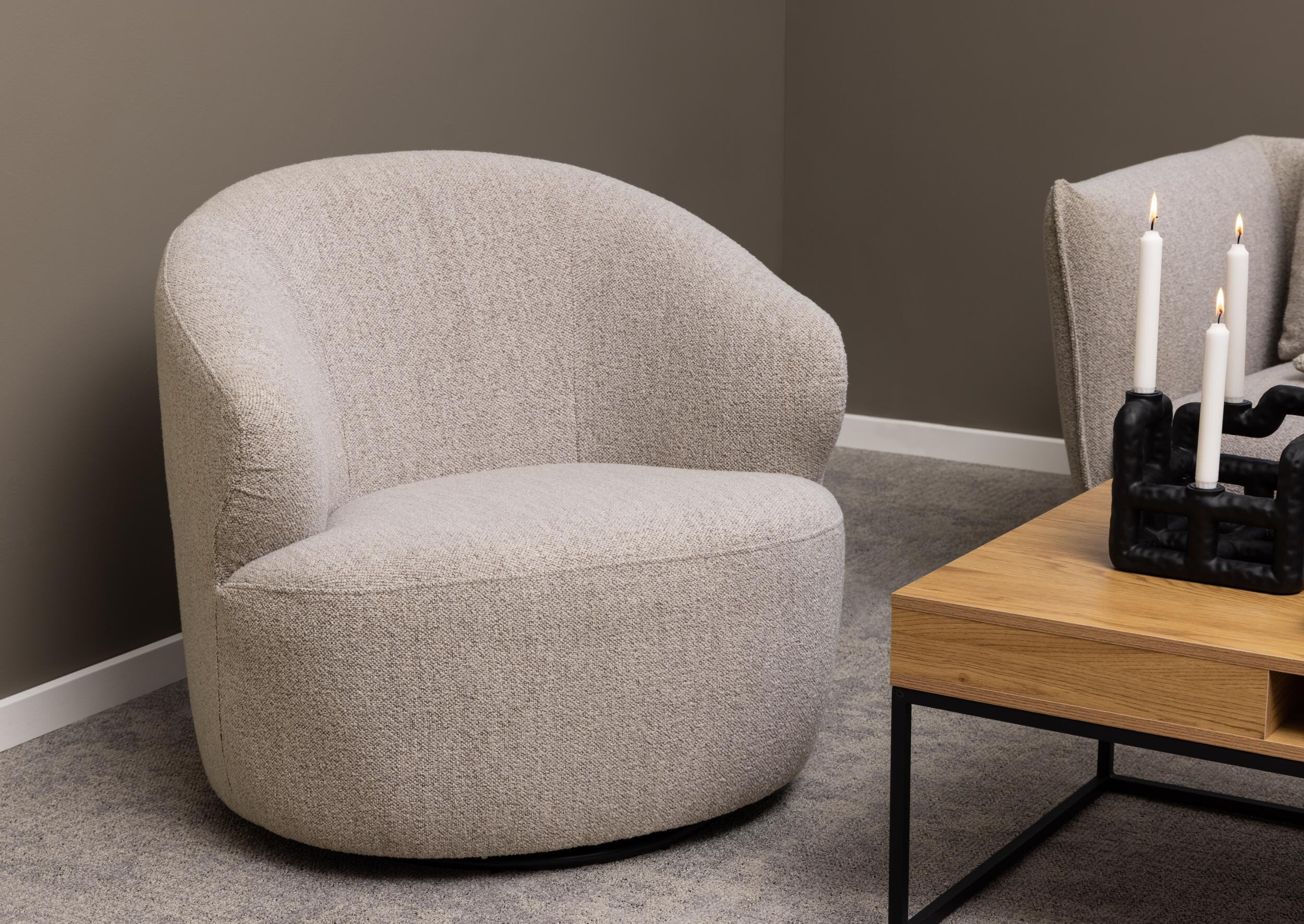 Bendt Draaibare Fauteuil 'Breah' Bouclé, kleur Beige