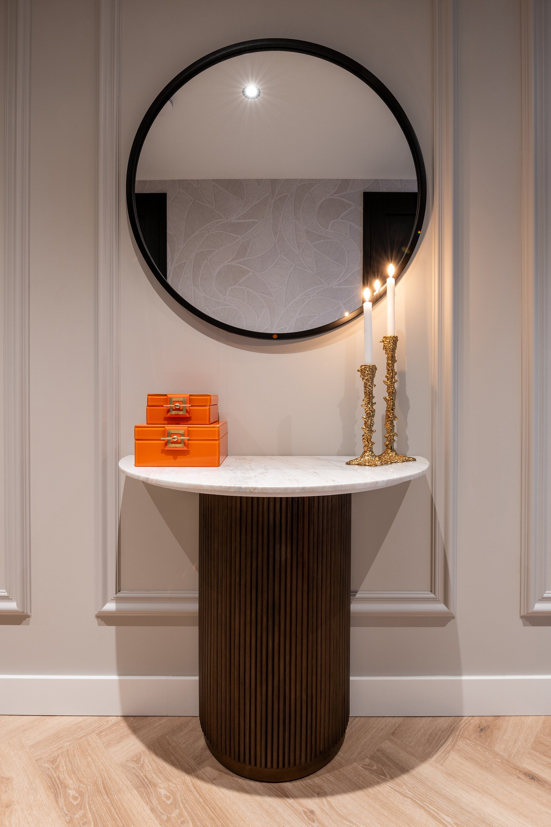 Richmond Sidetable 'Mayfield' Marmer en Mangohout, 90cm