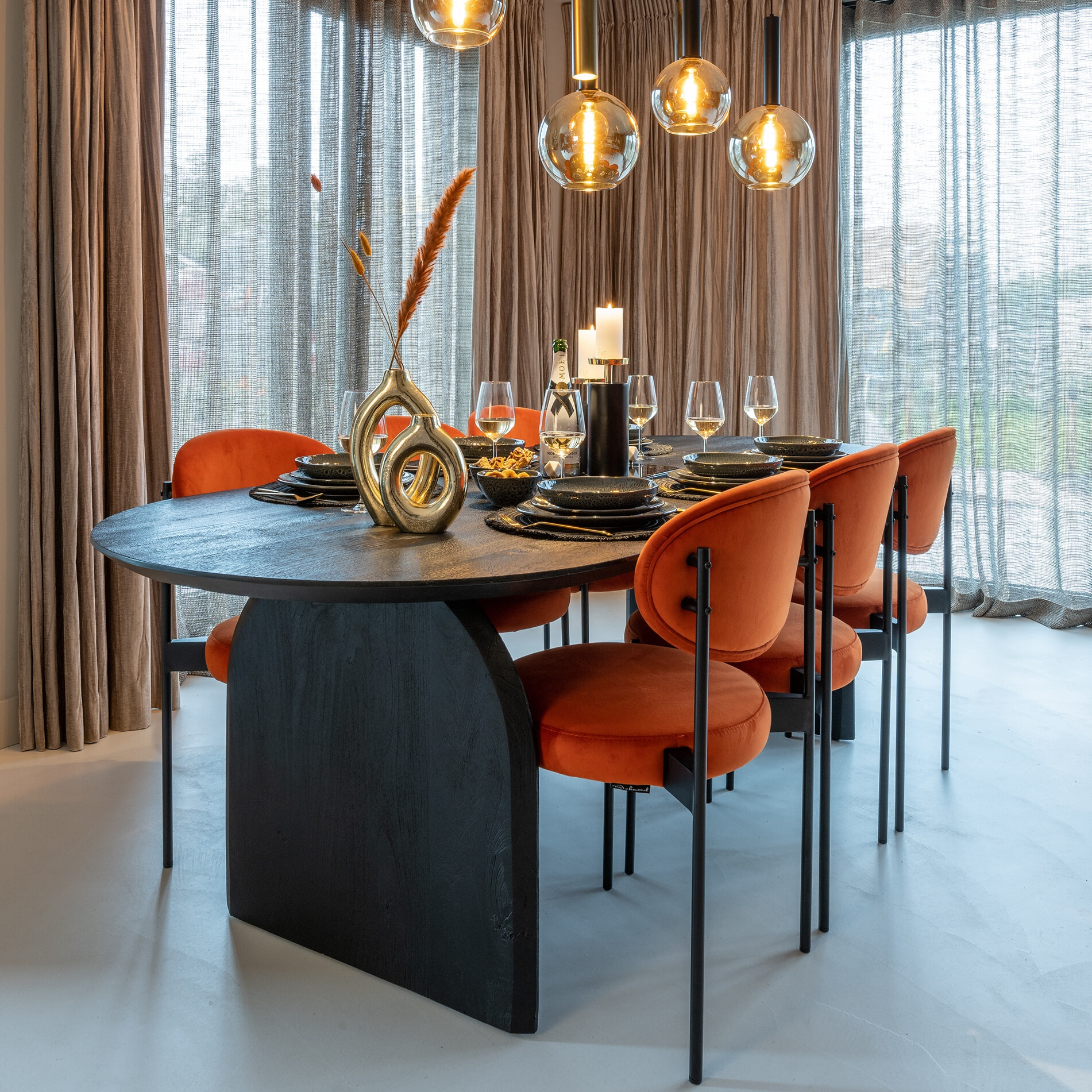 Richmond Ovale Eettafel 'Hudson' Mangohout