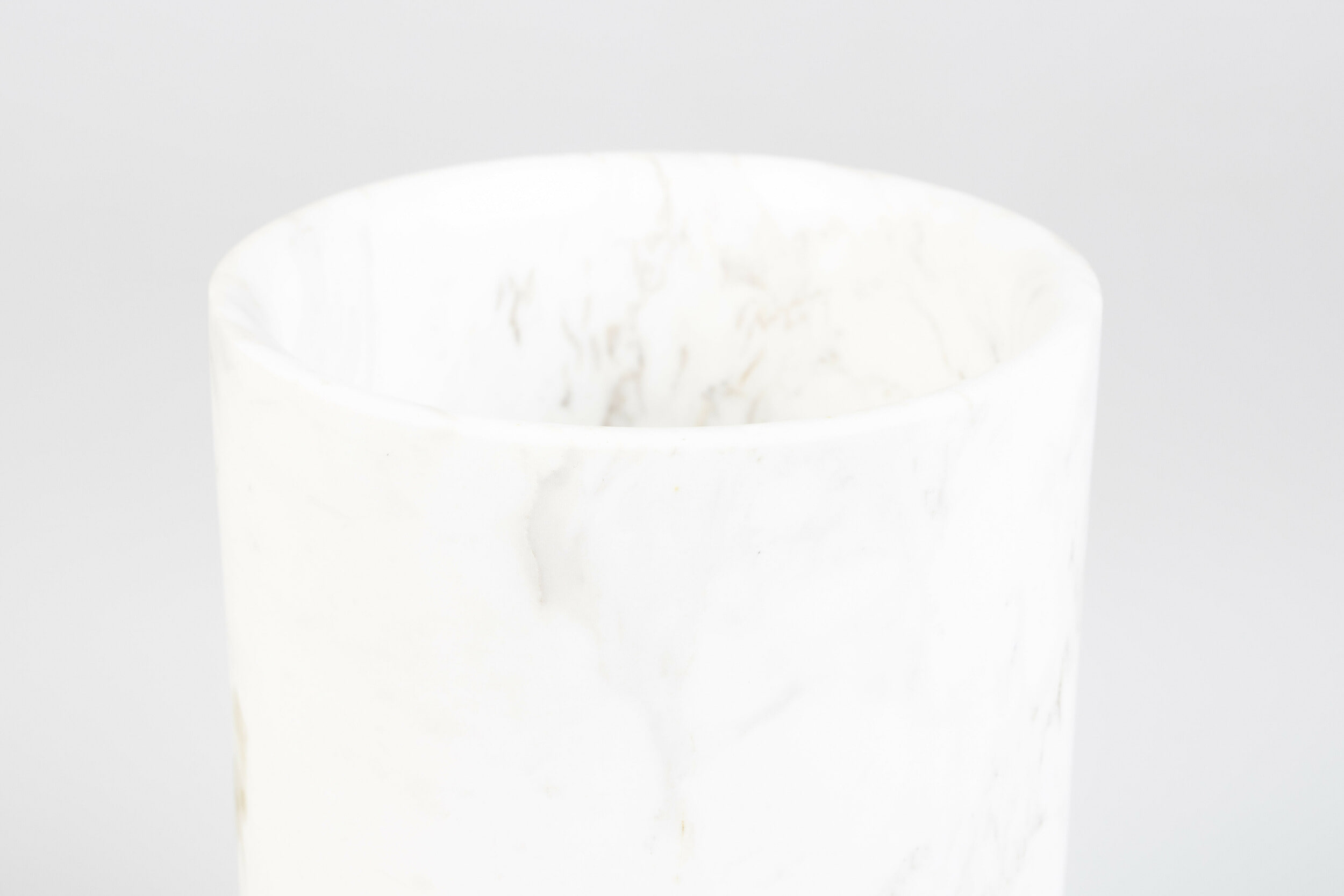Zuiver Vaas 'Fajen' Marmer, 25cm hoog, kleur Wit