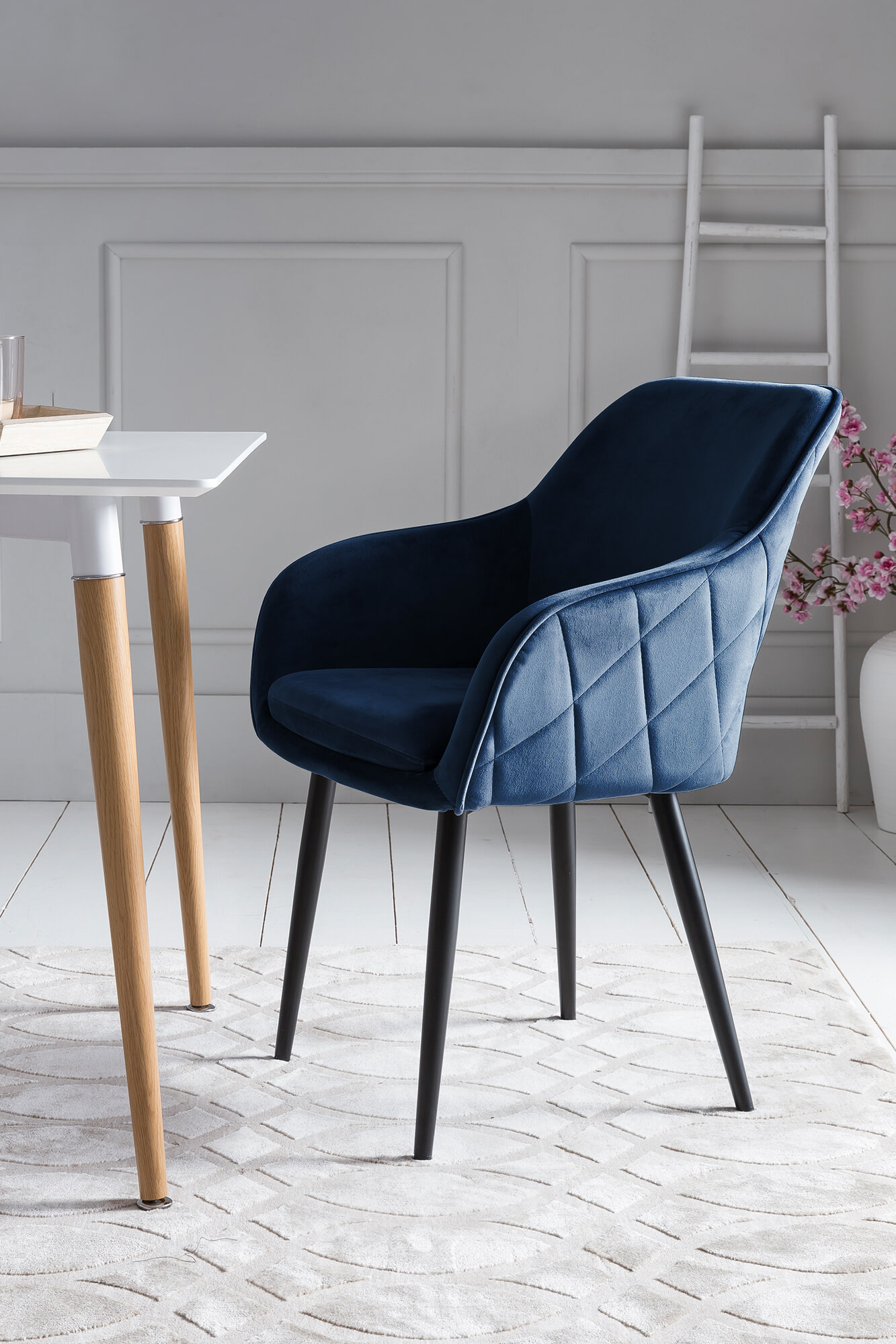 Artistiq Eetkamerstoel 'Juna' Velvet, kleur Blauw