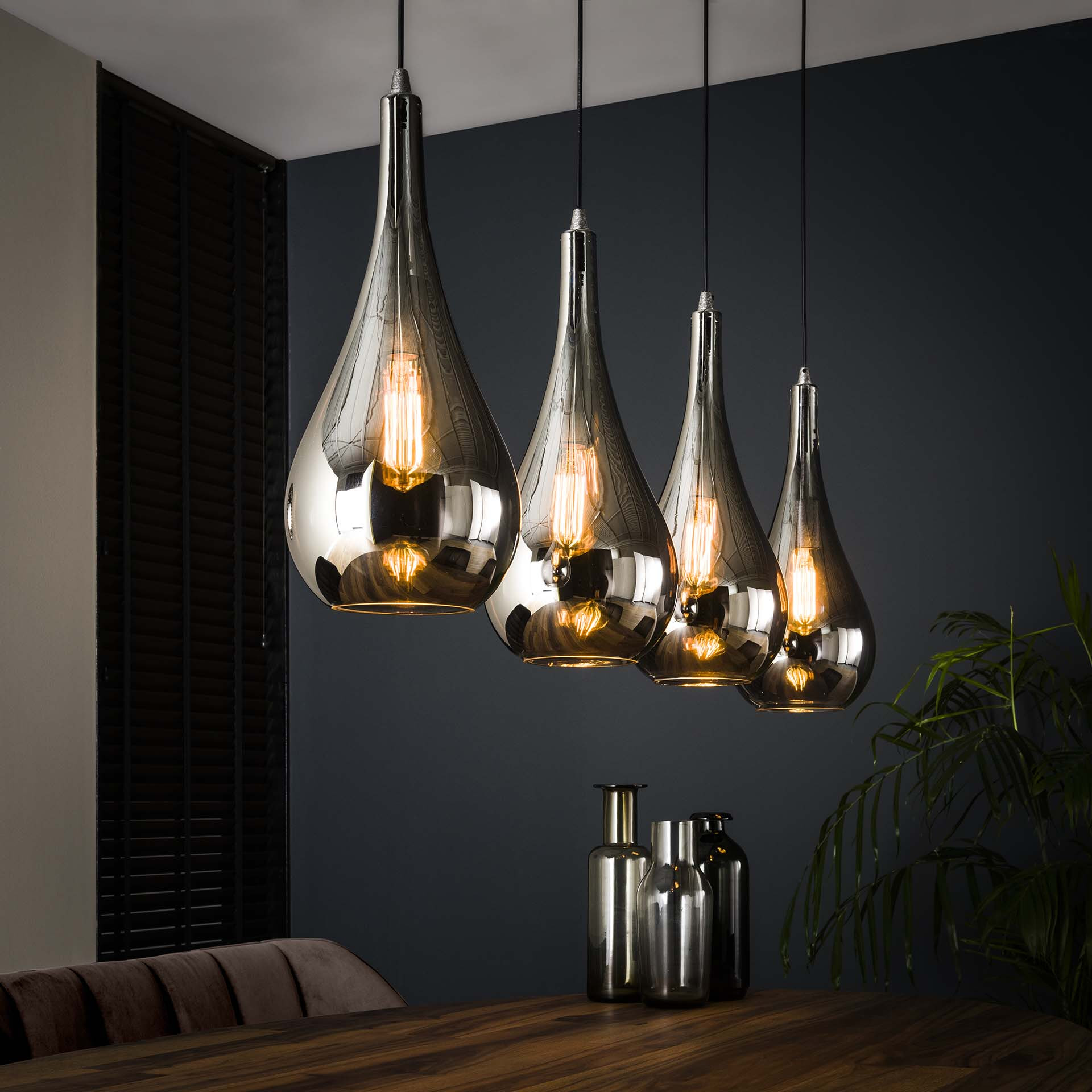Hanglamp 'Cassandra' 4-lamps, kleur Chrome Hanglamp 'Cassandra' 4-lamps, kleur Chrome