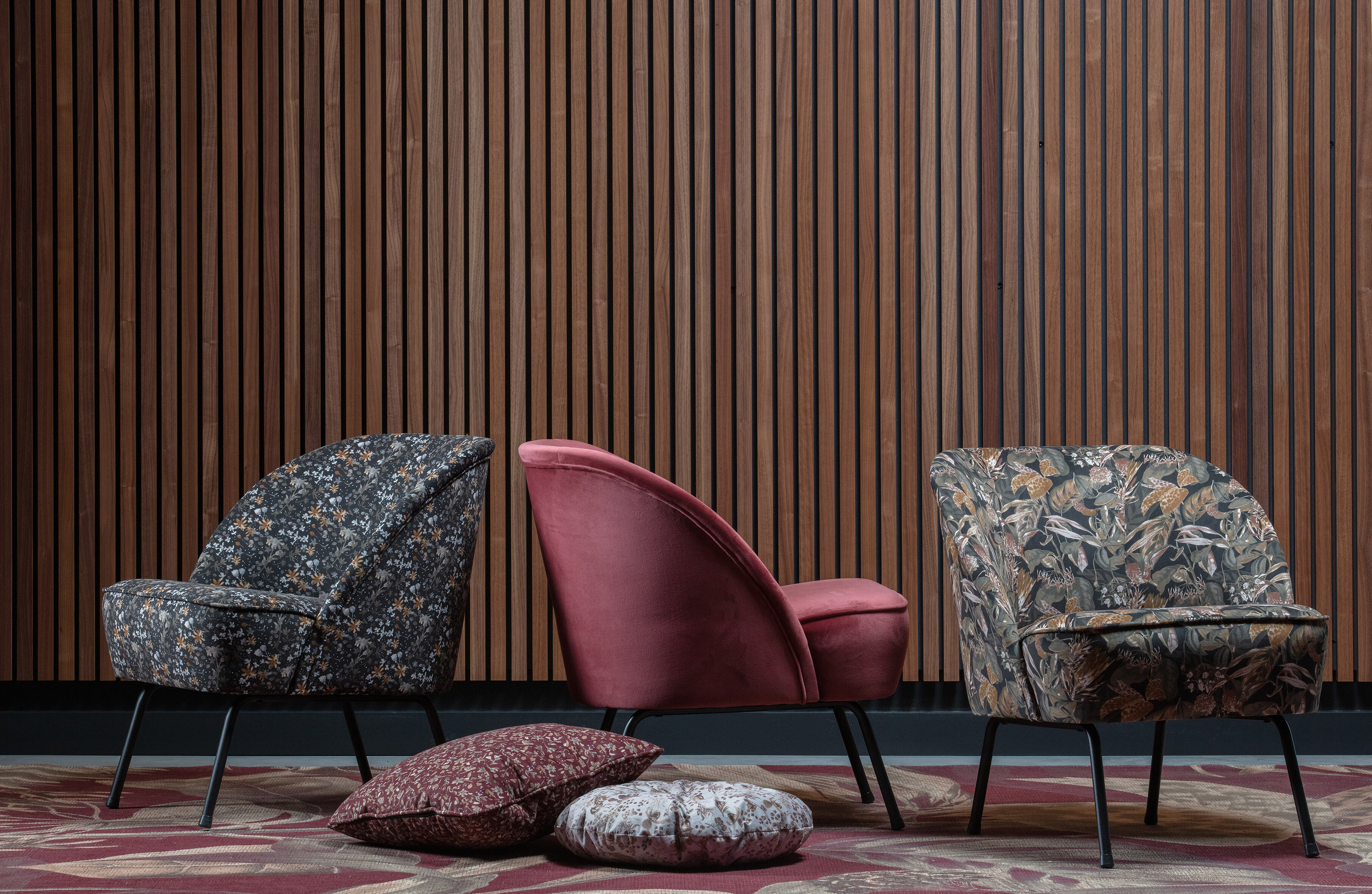 WOOOD Fauteuil 'Vogue' Velvet, kleur Bouquet Zwart