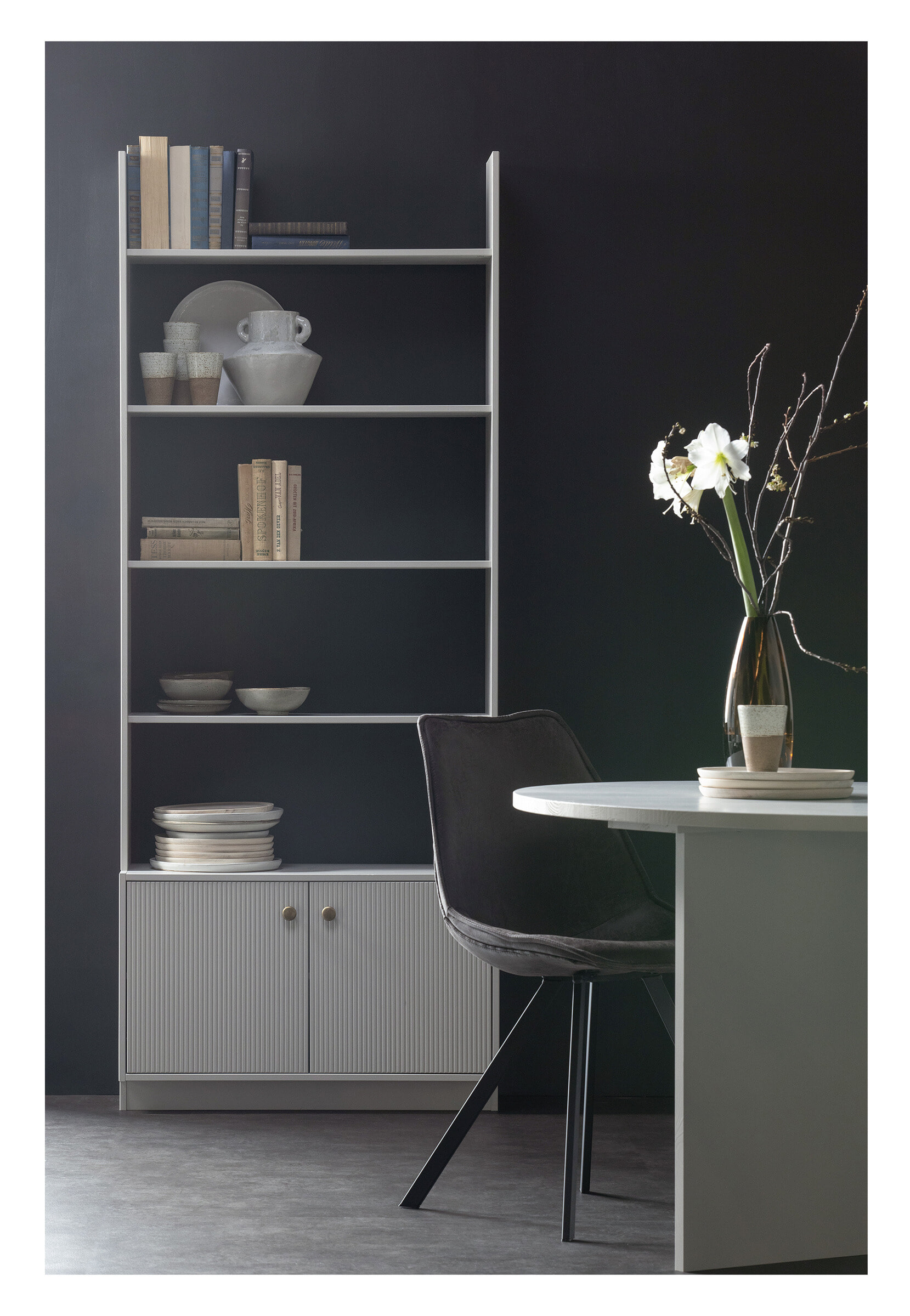 WOOOD Boekenkast 'Madu' Grenenhout, 200 x 80cm