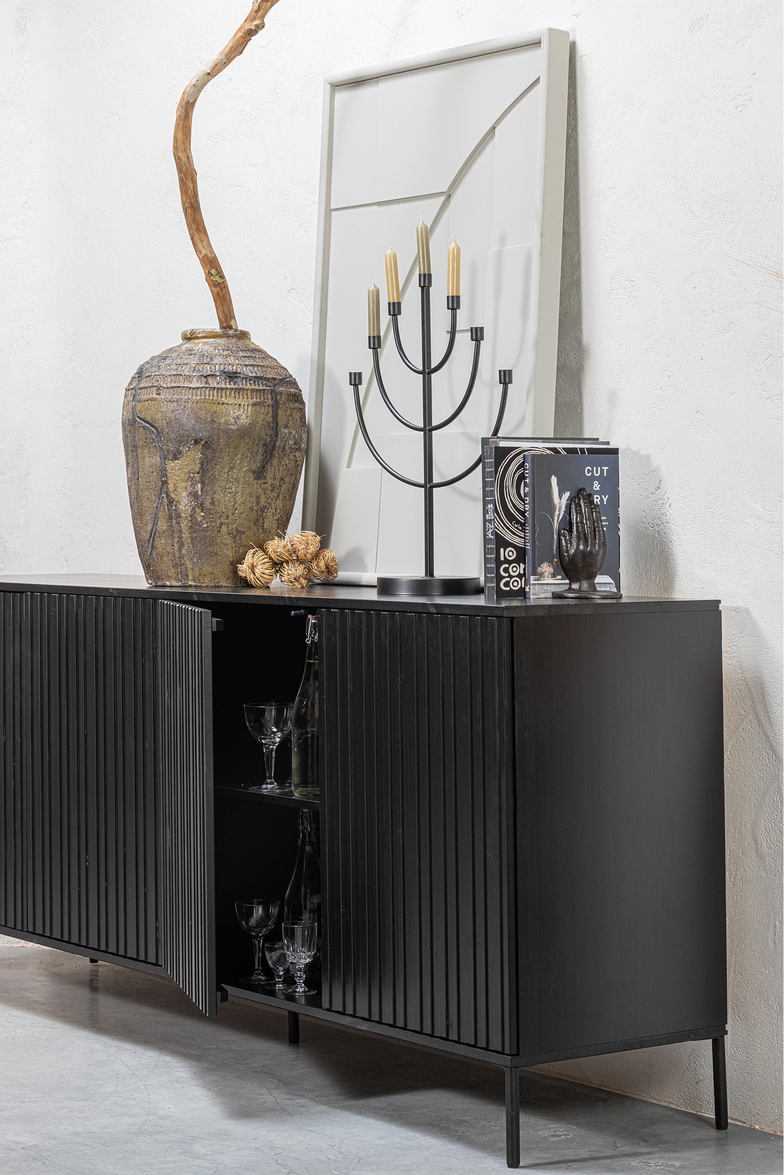 WOOOD Dressoir 'New Gravure' Grenen, 200cm, kleur Zwart