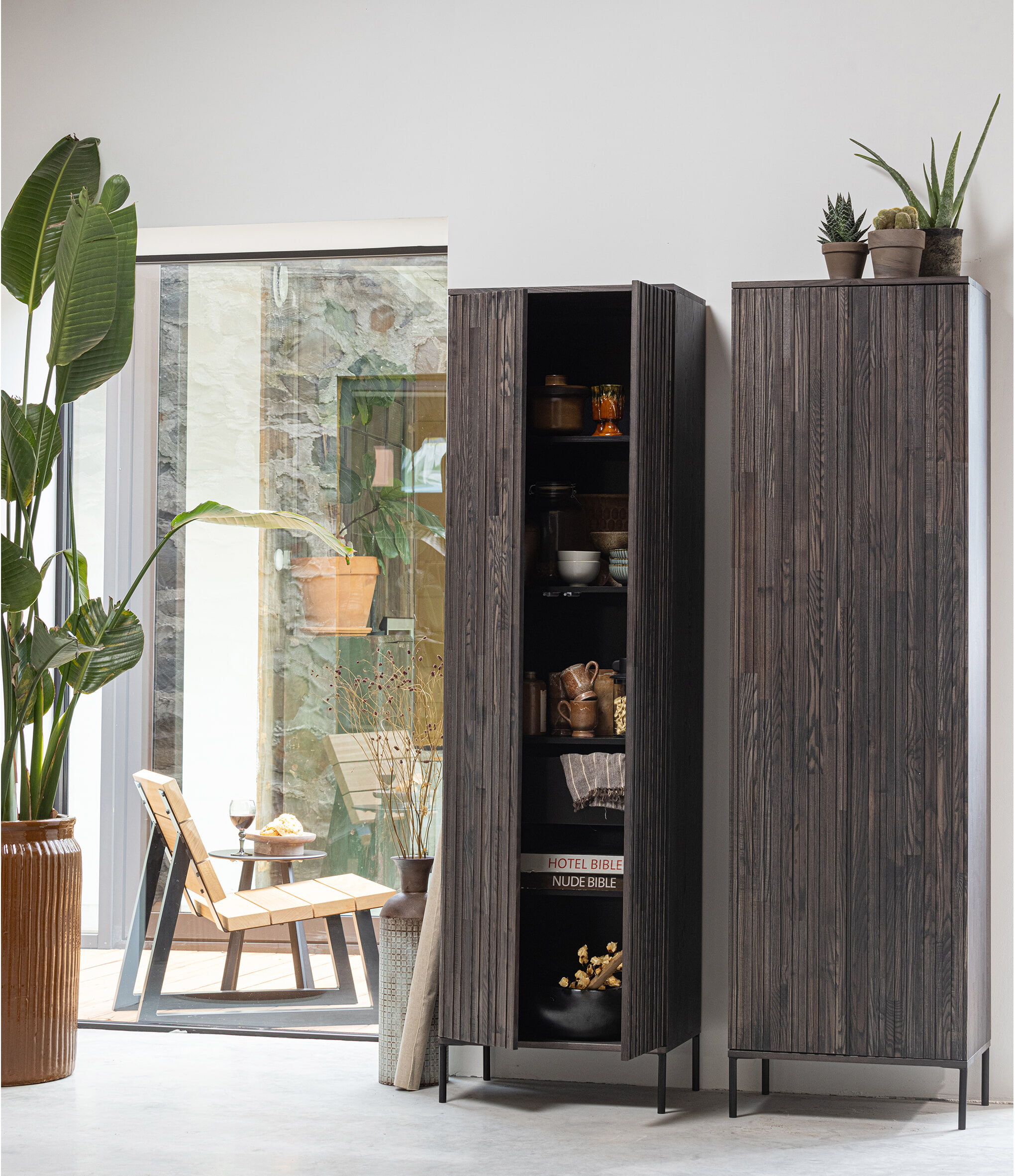 WOOOD Opbergkast 'New Gravure' Essenhout, 120 x 60cm, kleur Espresso