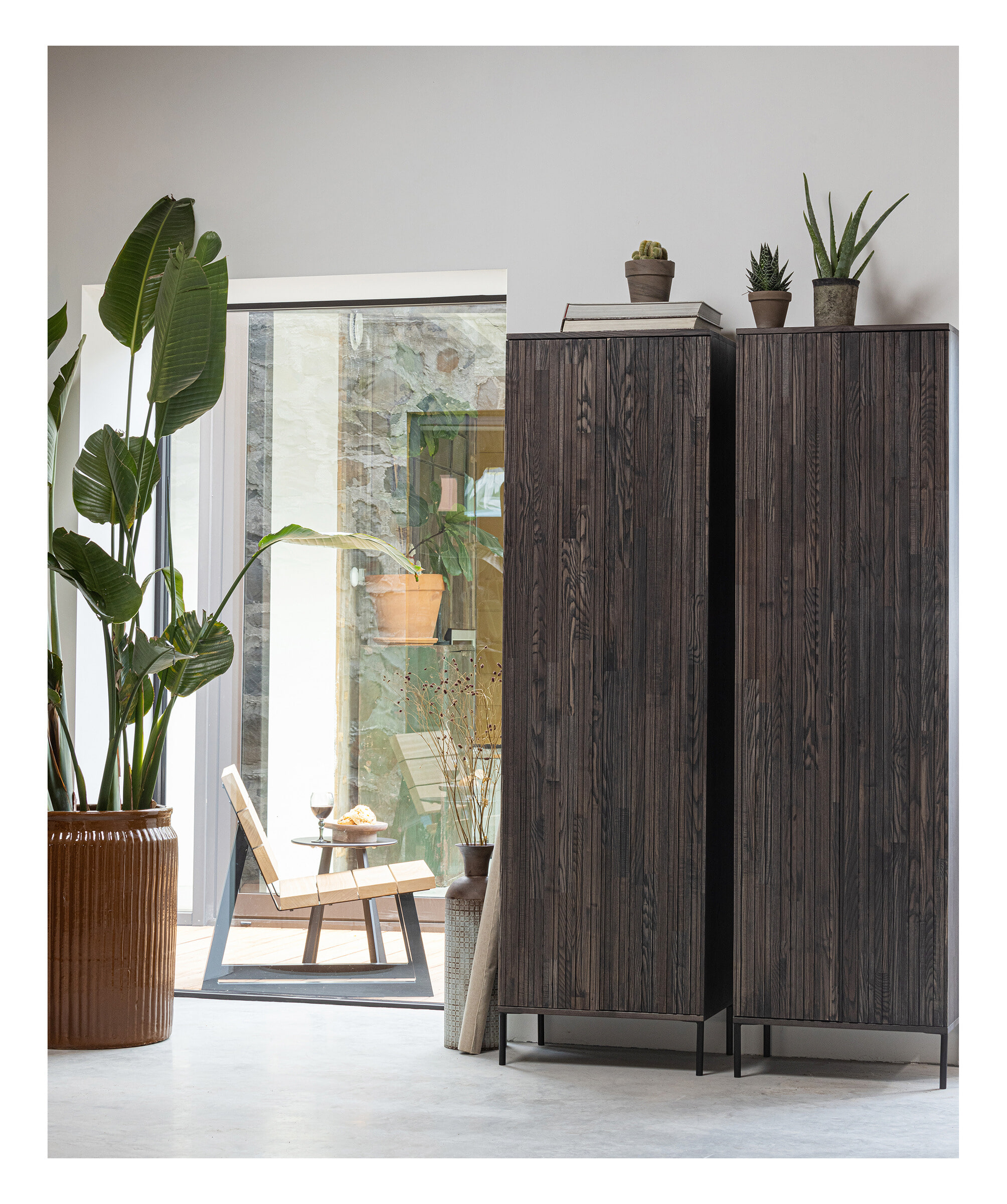 WOOOD Opbergkast 'New Gravure' Essenhout, 120 x 60cm, kleur Espresso