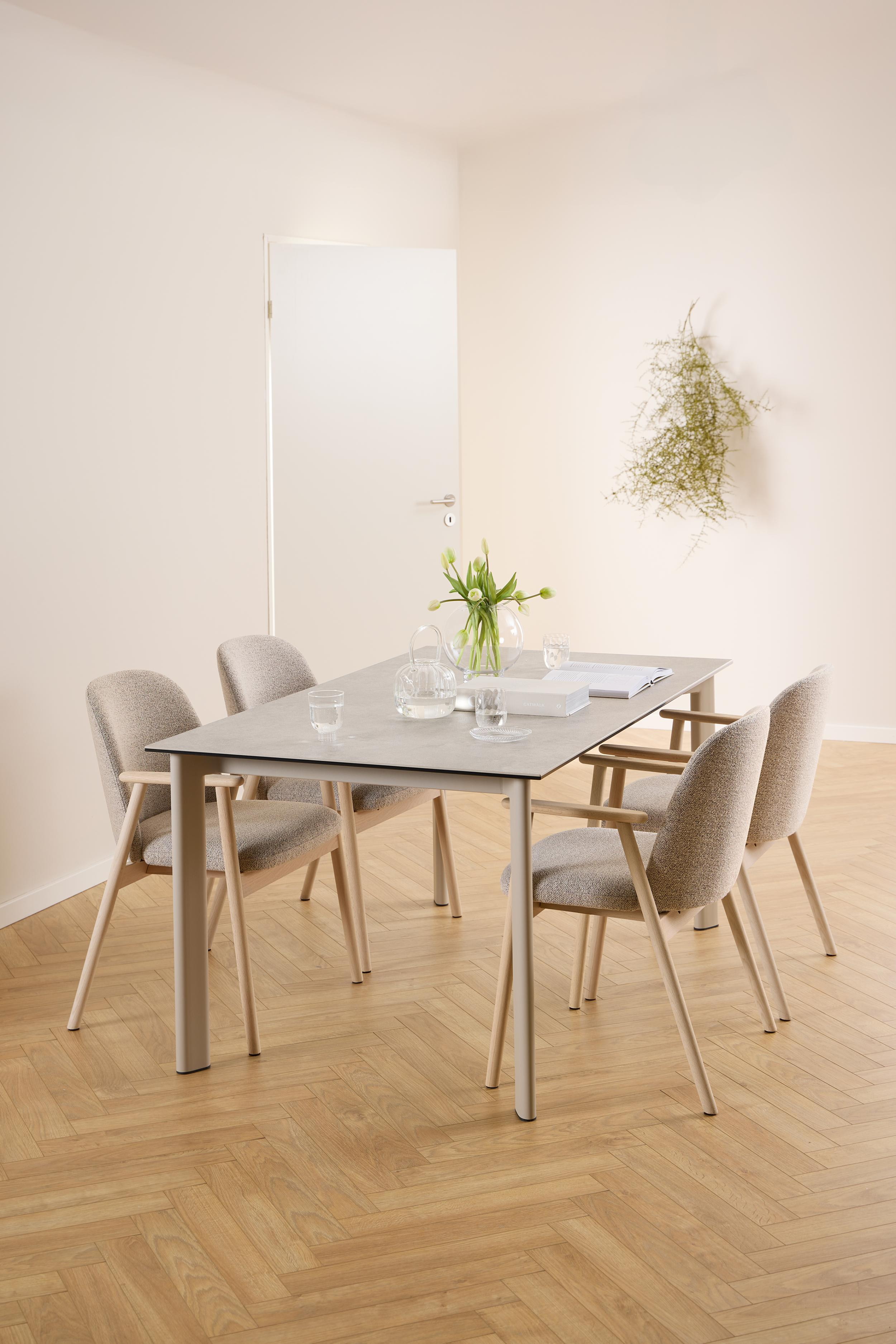 Bendt Eettafel 'Coy' Keramiek, 160 x 90cm, kleur Grijs