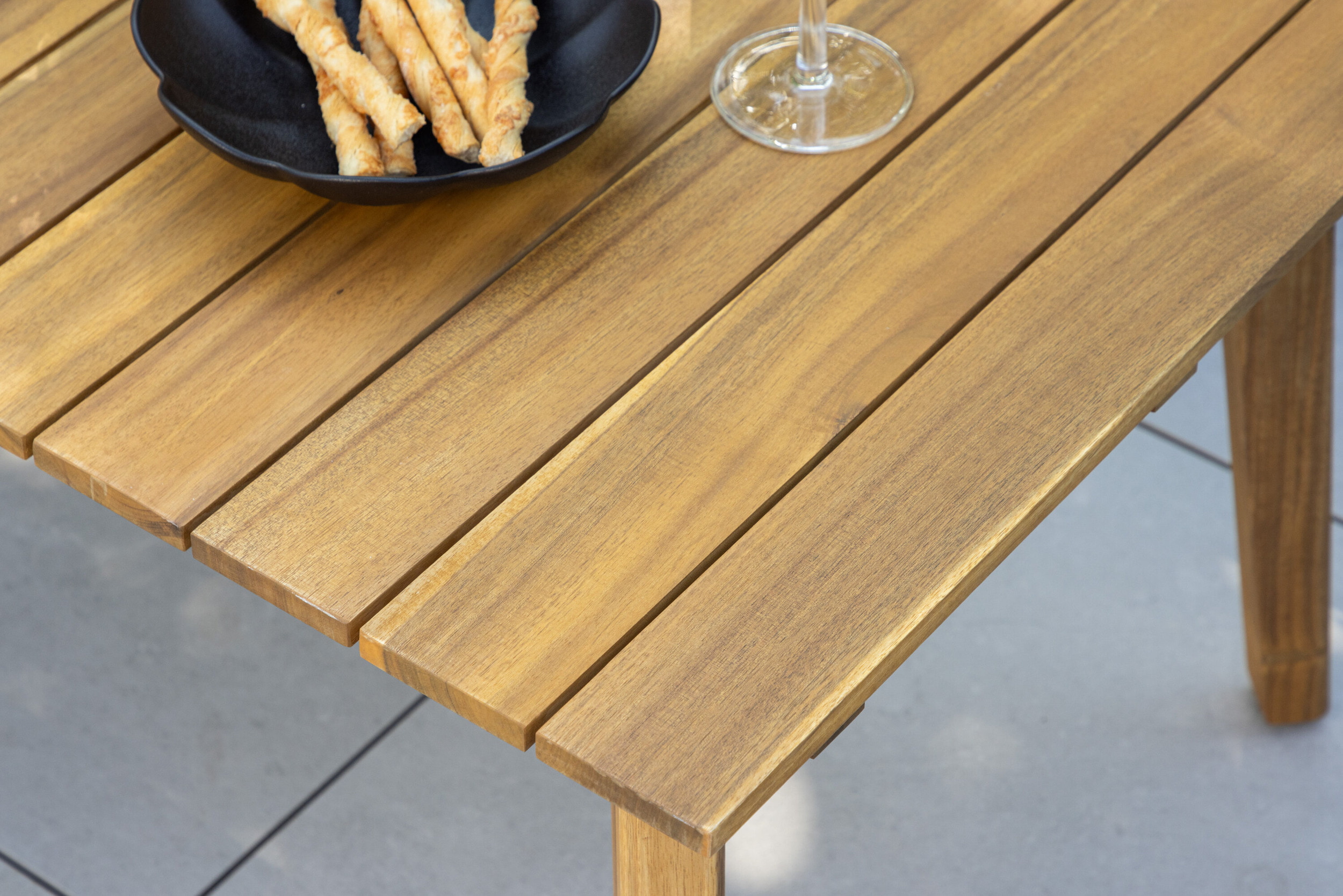 Nohr Loungeset 'Chandni' Acaciahout, Met bank, tafel en 2 stoelen, kleur Zwart