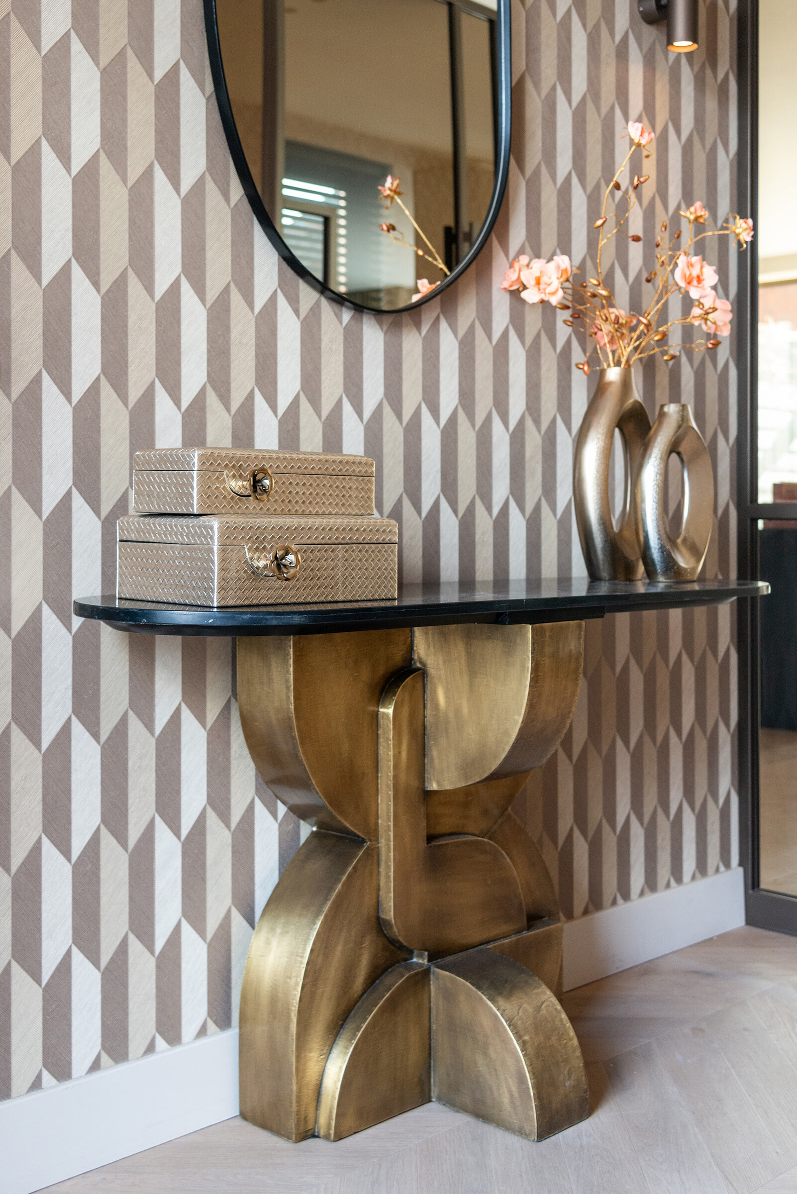 Richmond Sidetable 'Maddox' Marmer en Brass, 130cm