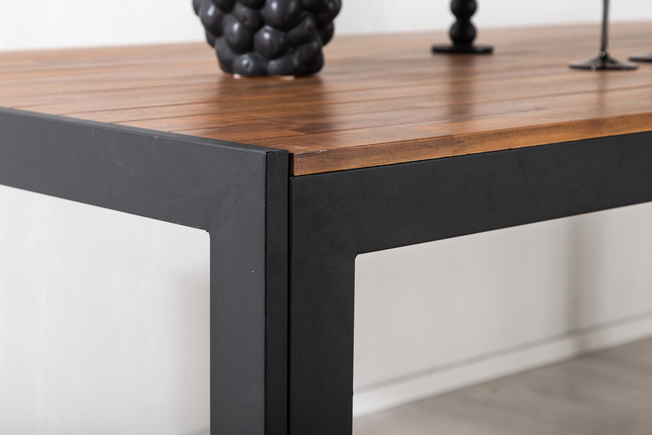 Nohr Tuintafel 'Catheryne' Acaciahout, 205 x 90cm, kleur Zwart