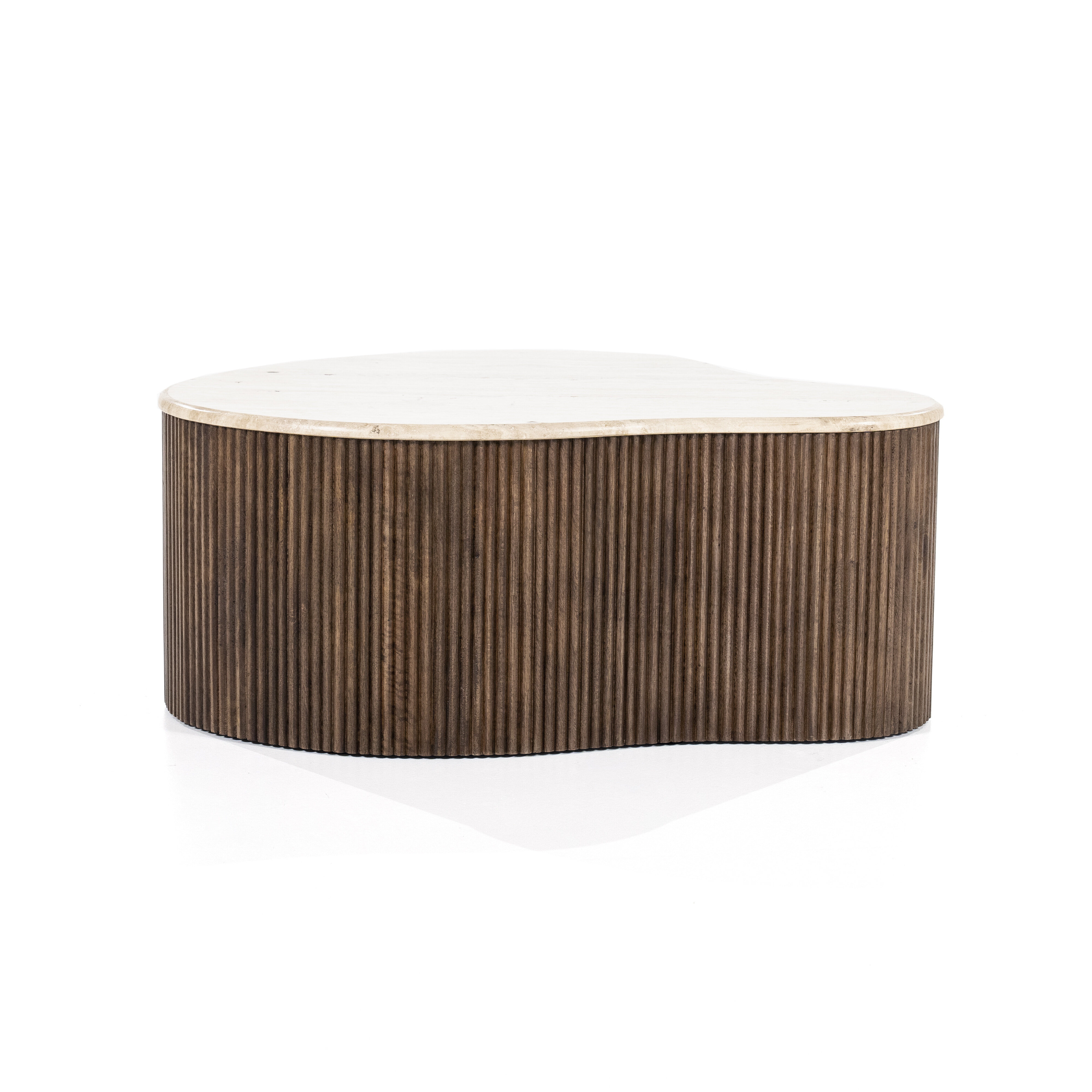 Eleonora Salontafel 'Mari' Organisch, Mangohout en Travertin, 83 x 72cm