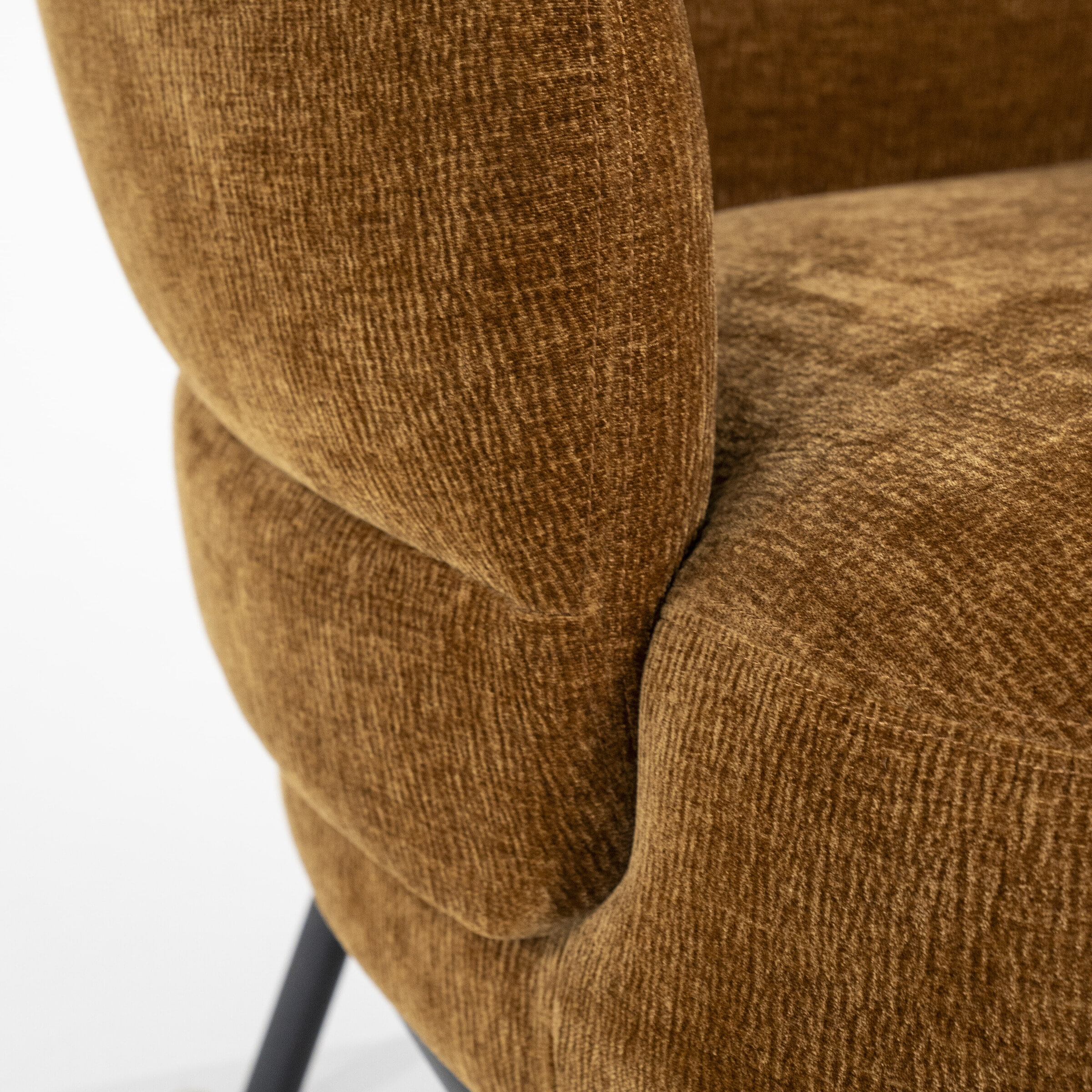 Eleonora Fauteuil 'David' Chenille, kleur Mosterdgeel