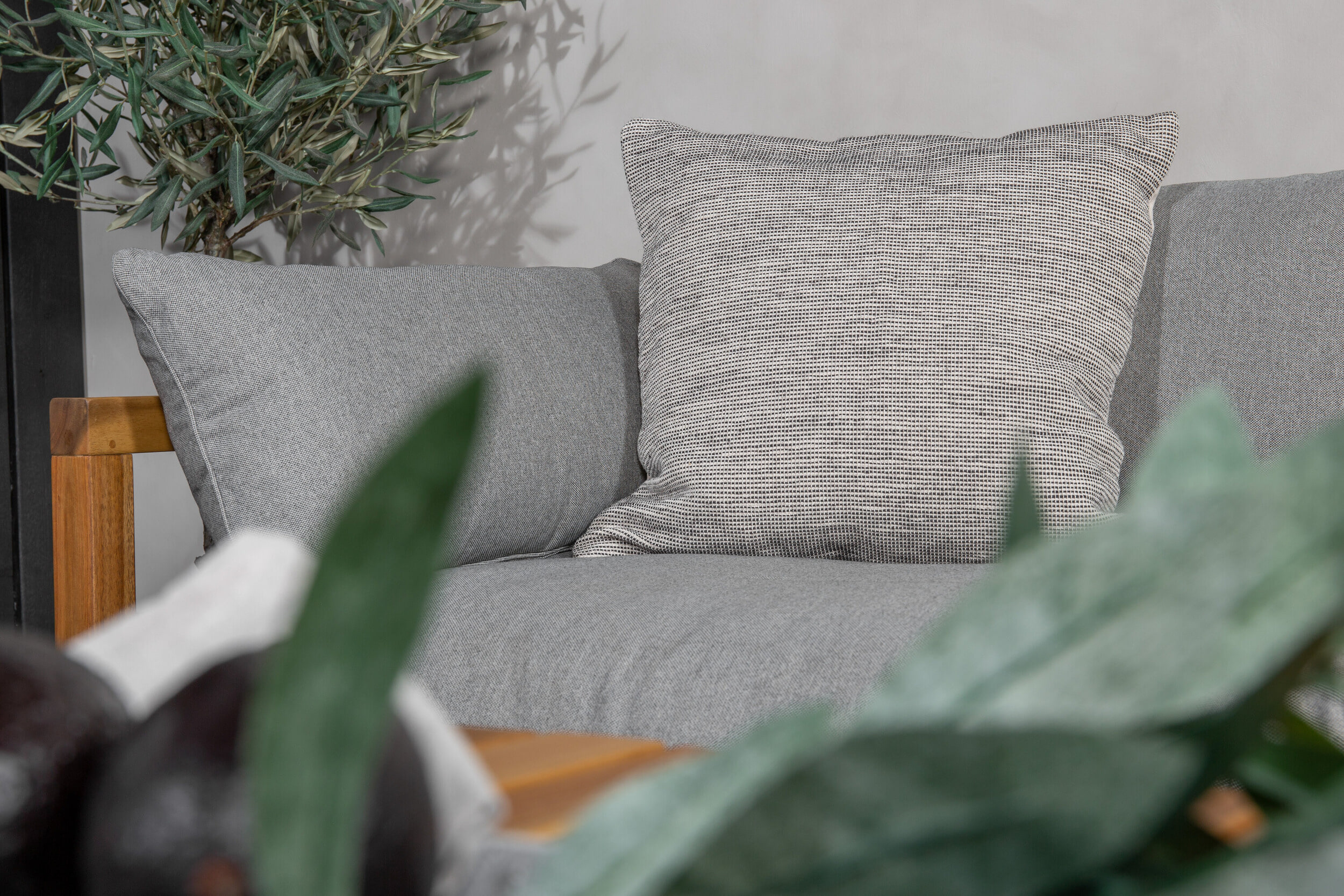Nohr 2-zits Loungebank 'Tenia' Acaciahout