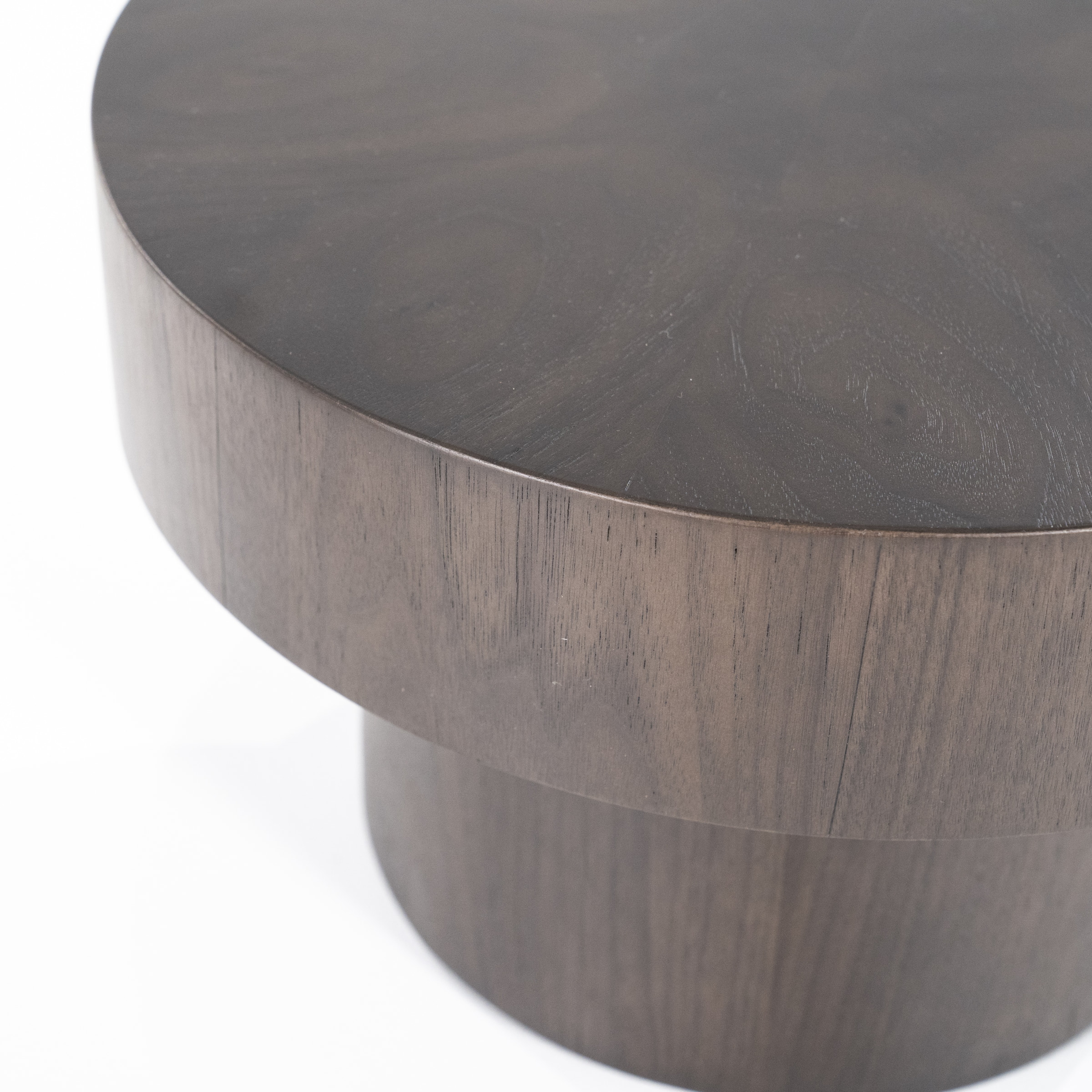 Eleonora Ronde Bijzettafel 'Bobbie' Walnoot, 45cm, kleur Bruin