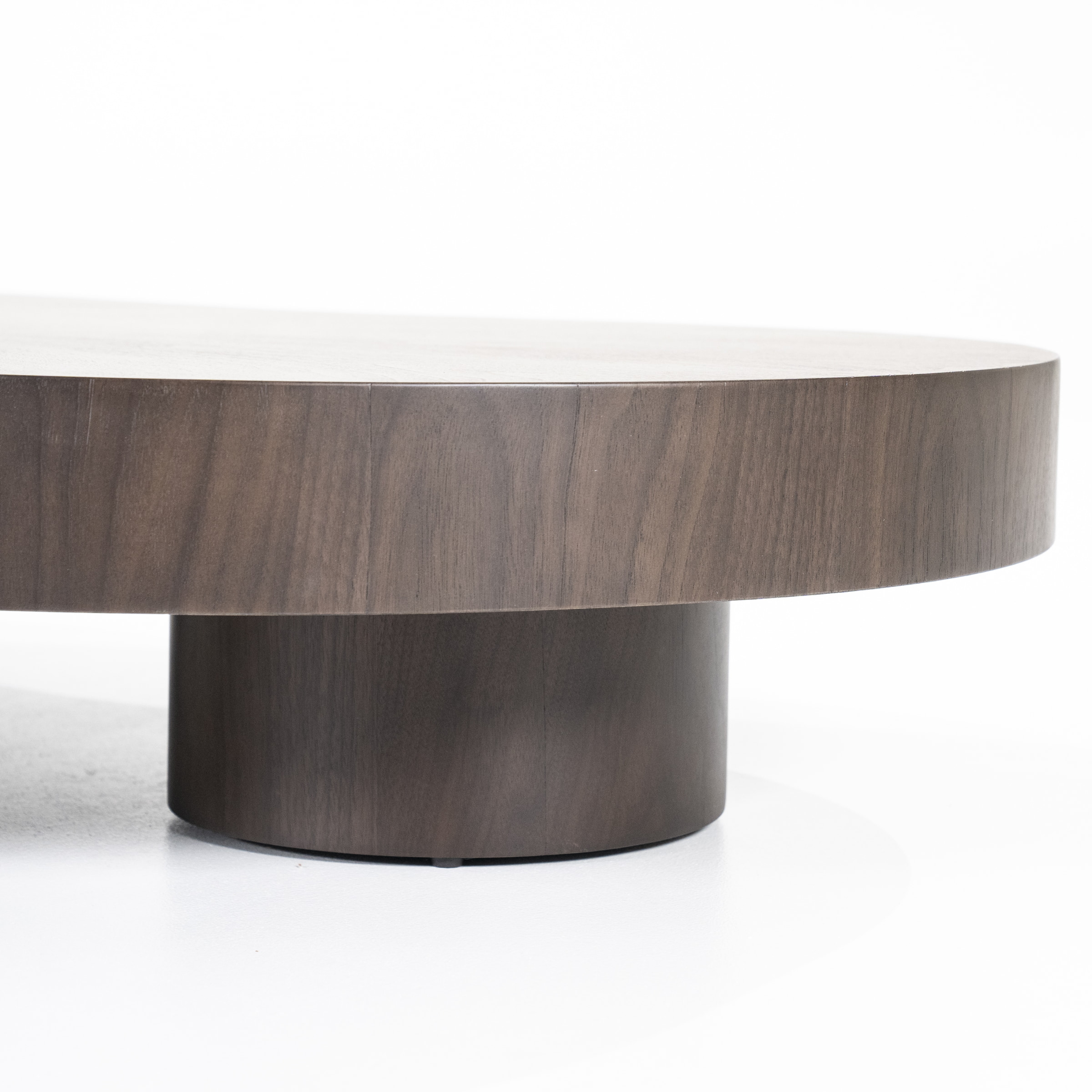Eleonora Organische Salontafel 'Bobbie' 150 x 110cm, Walnoot, kleur Bruin