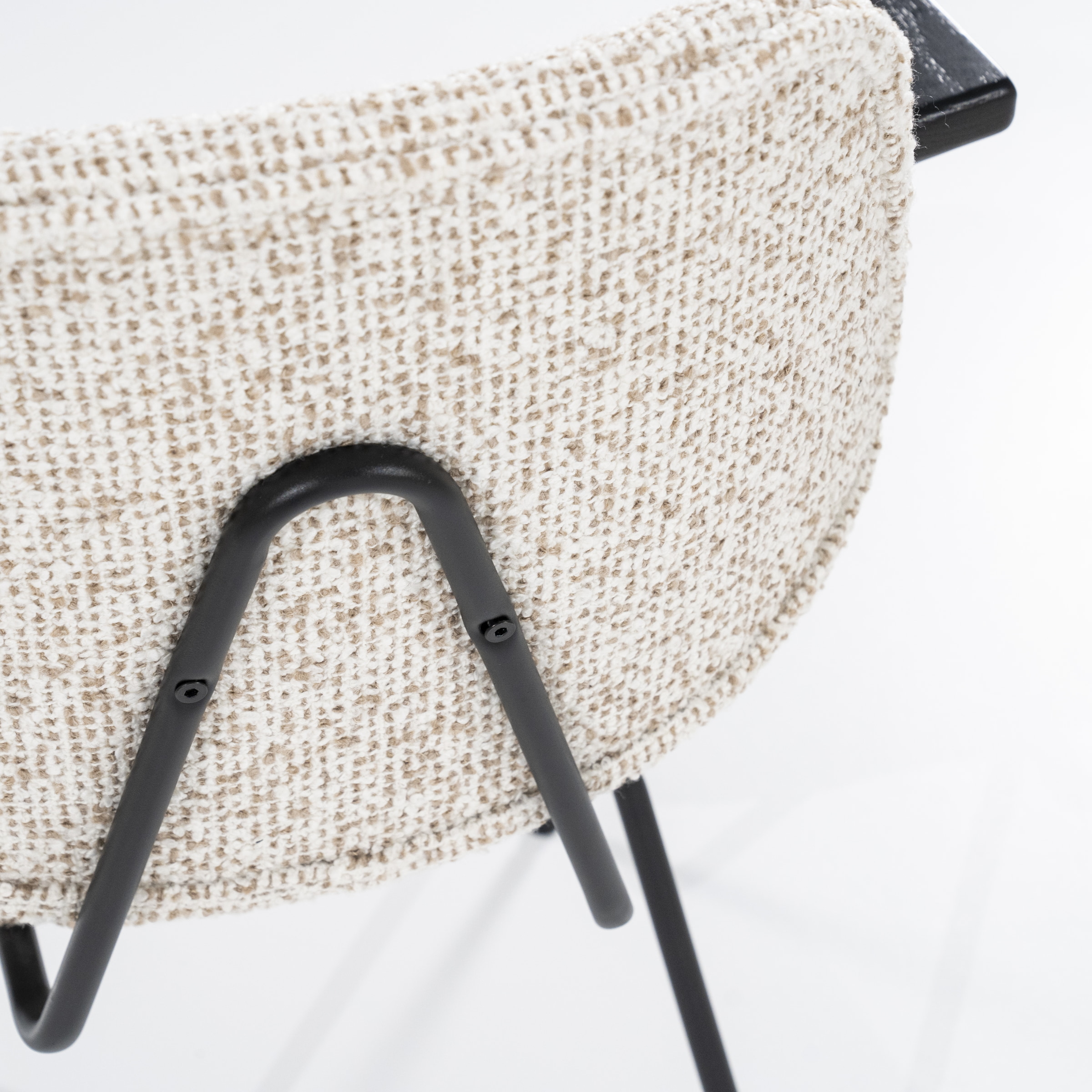 Eleonora Eetkamerstoel 'Jon' Met armleuning, kleur Beige