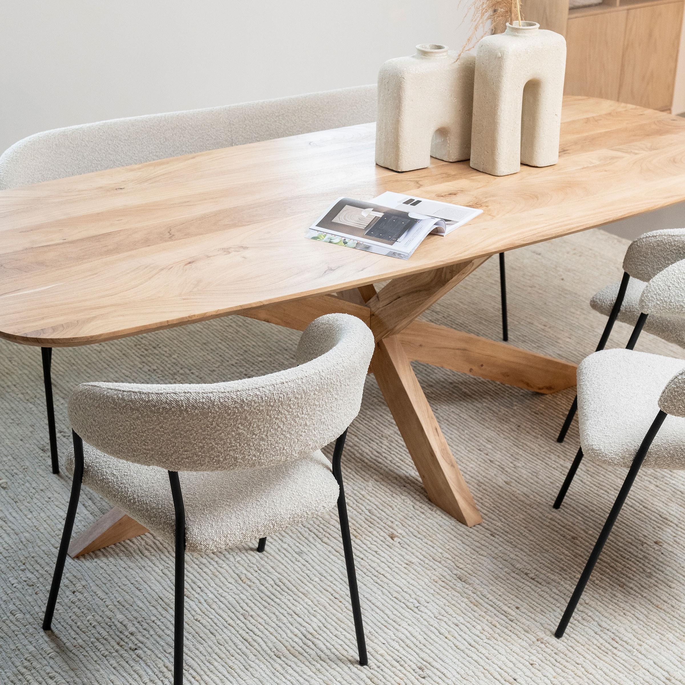 Eleonora Eettafel 'Nikki' Acaciahout, 280 x 100cm, kleur Naturel