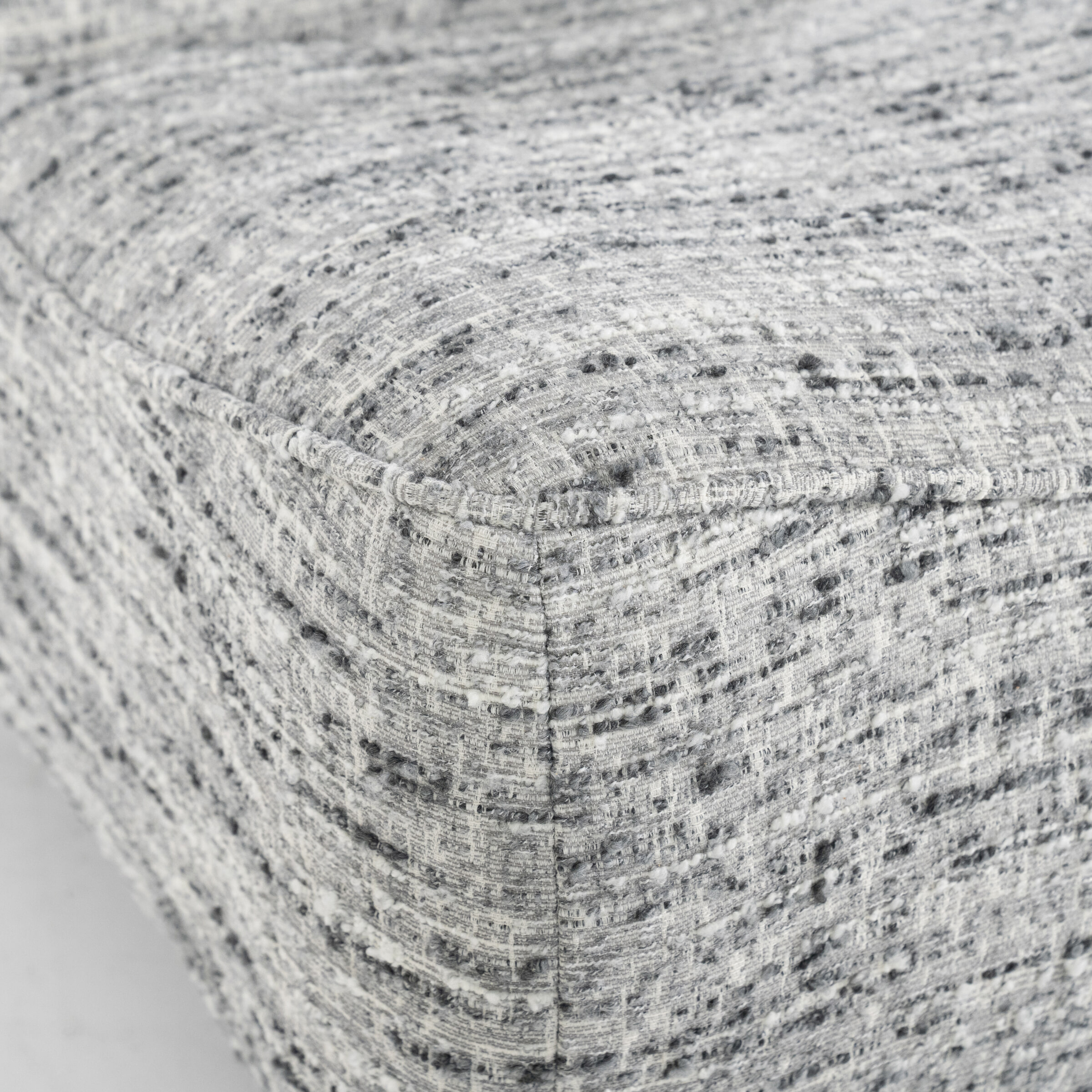 Eleonora Draaifauteuil 'Loys' Chenille, kleur Grijs