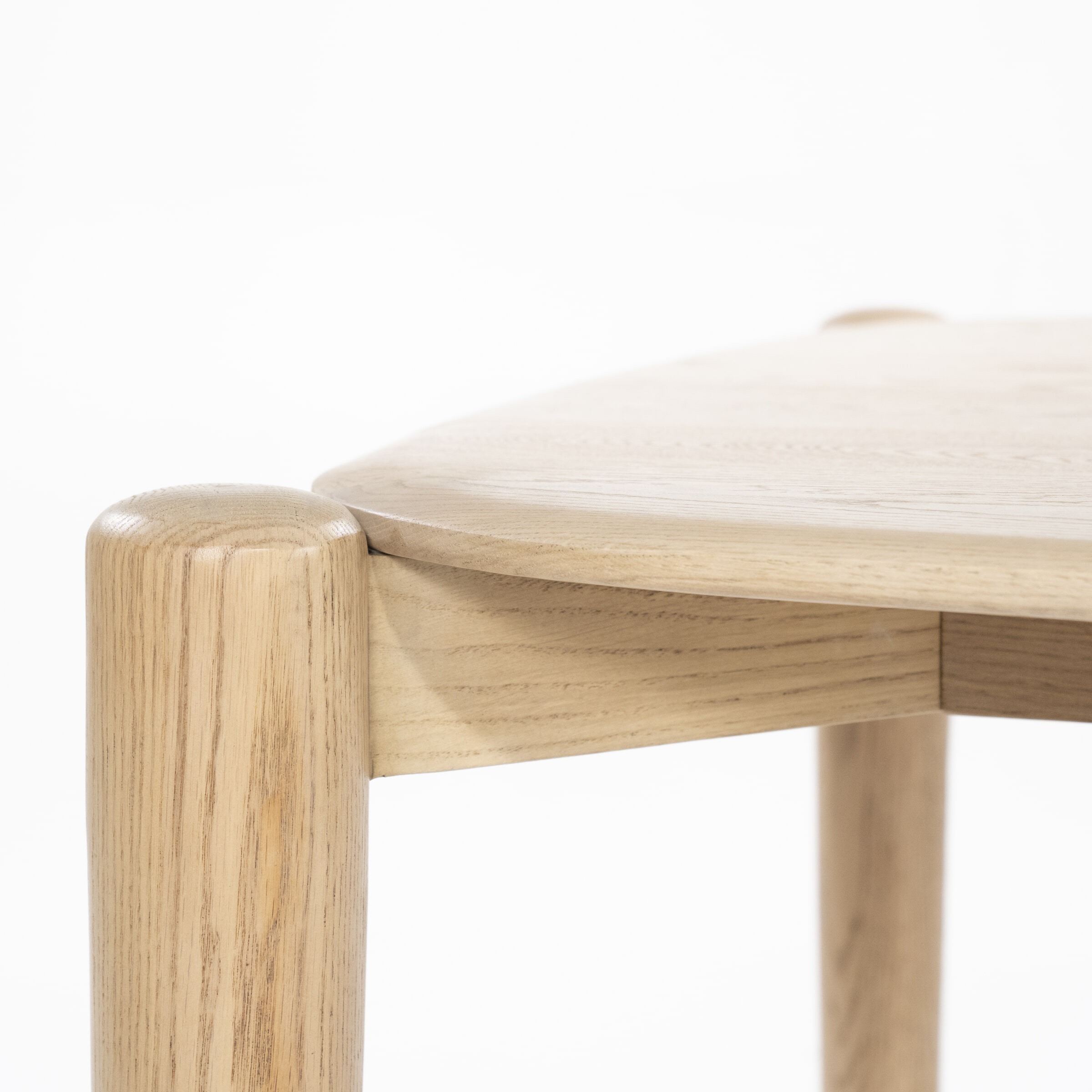 Eleonora Deens Ovale Eettafel 'Selbu' Eiken, 240 x 100cm