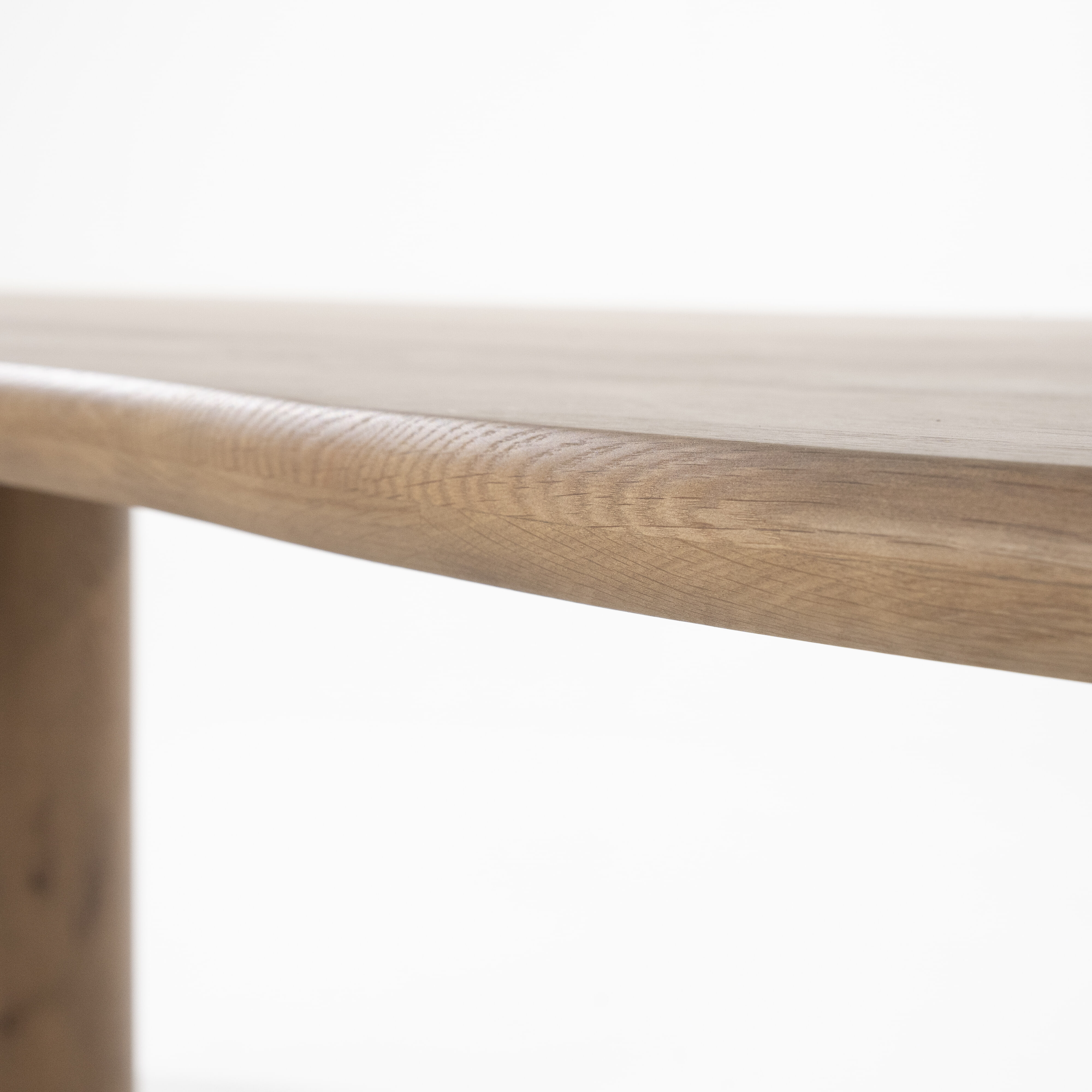 Eleonora Organische Eettafel 'Josh' Eiken, 250 x 110cm, kleur Bruin