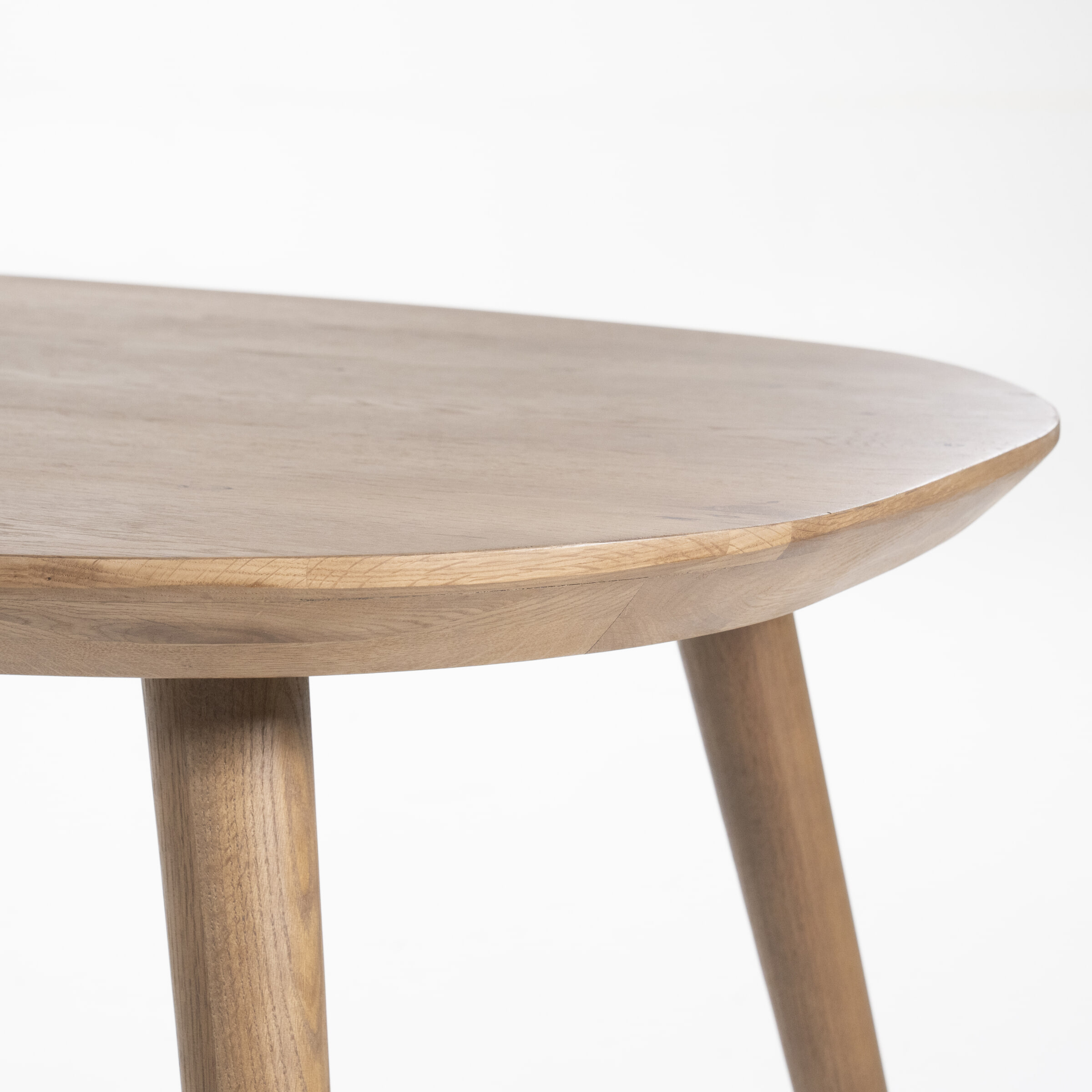 Eleonora Deens Ovale Eettafel 'Elijah' Eiken, 220 x 100cm, kleur Bruin