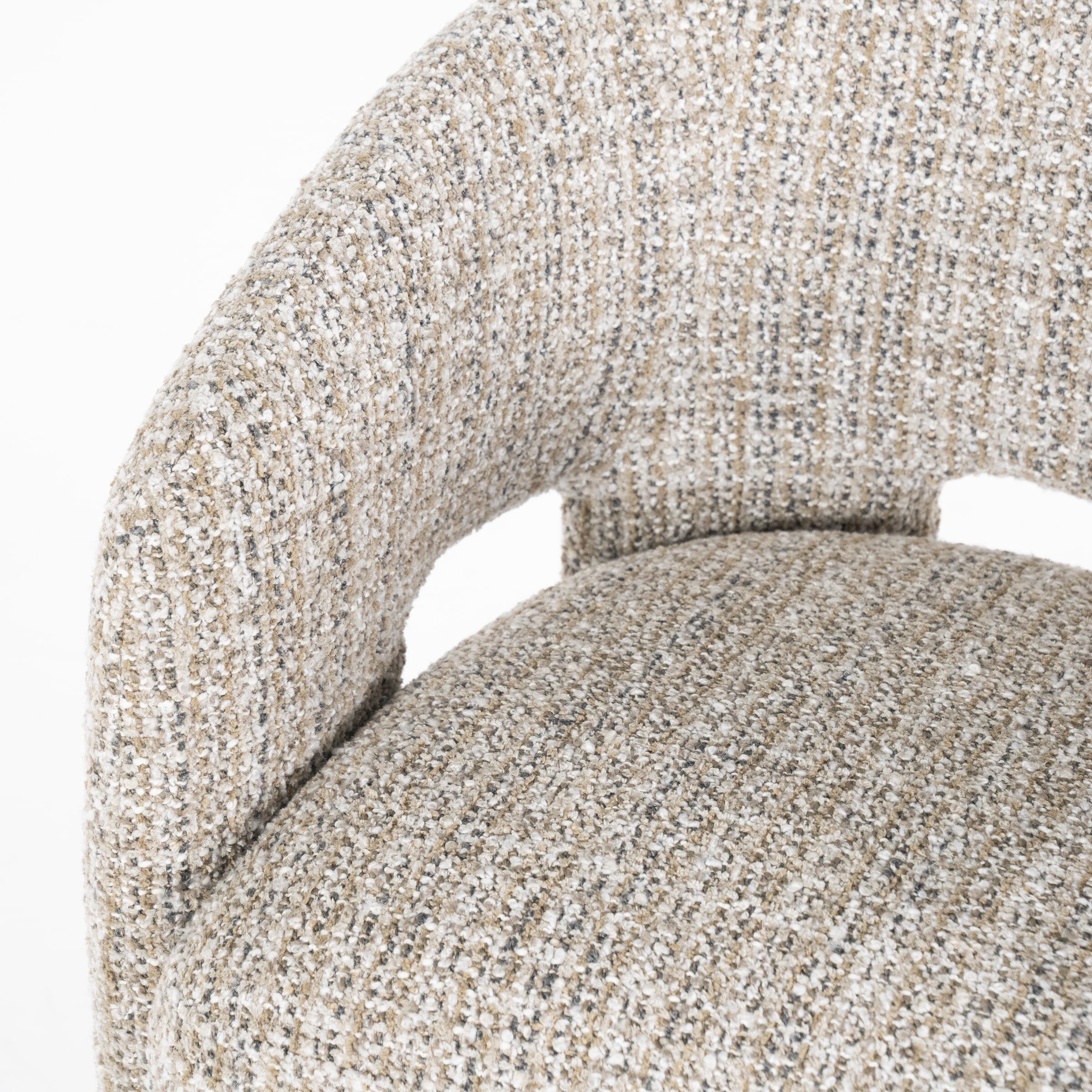 Eleonora Eetkamerstoel 'Hamilton' Grove Bouclé, kleur Taupe