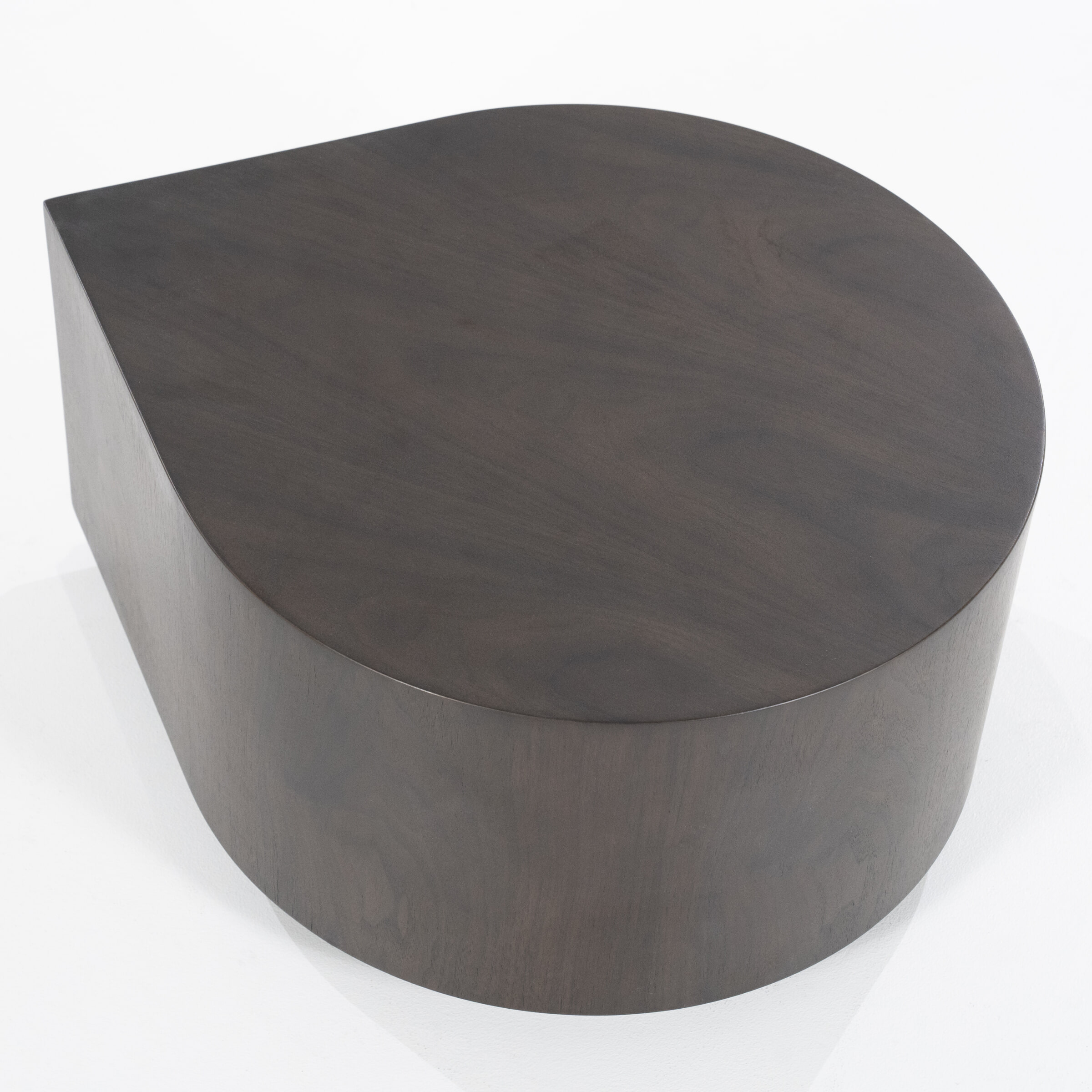 Eleonora Organische Bijzettafel 'Jules' Walnoot, 55 x 55cm, kleur Bruin