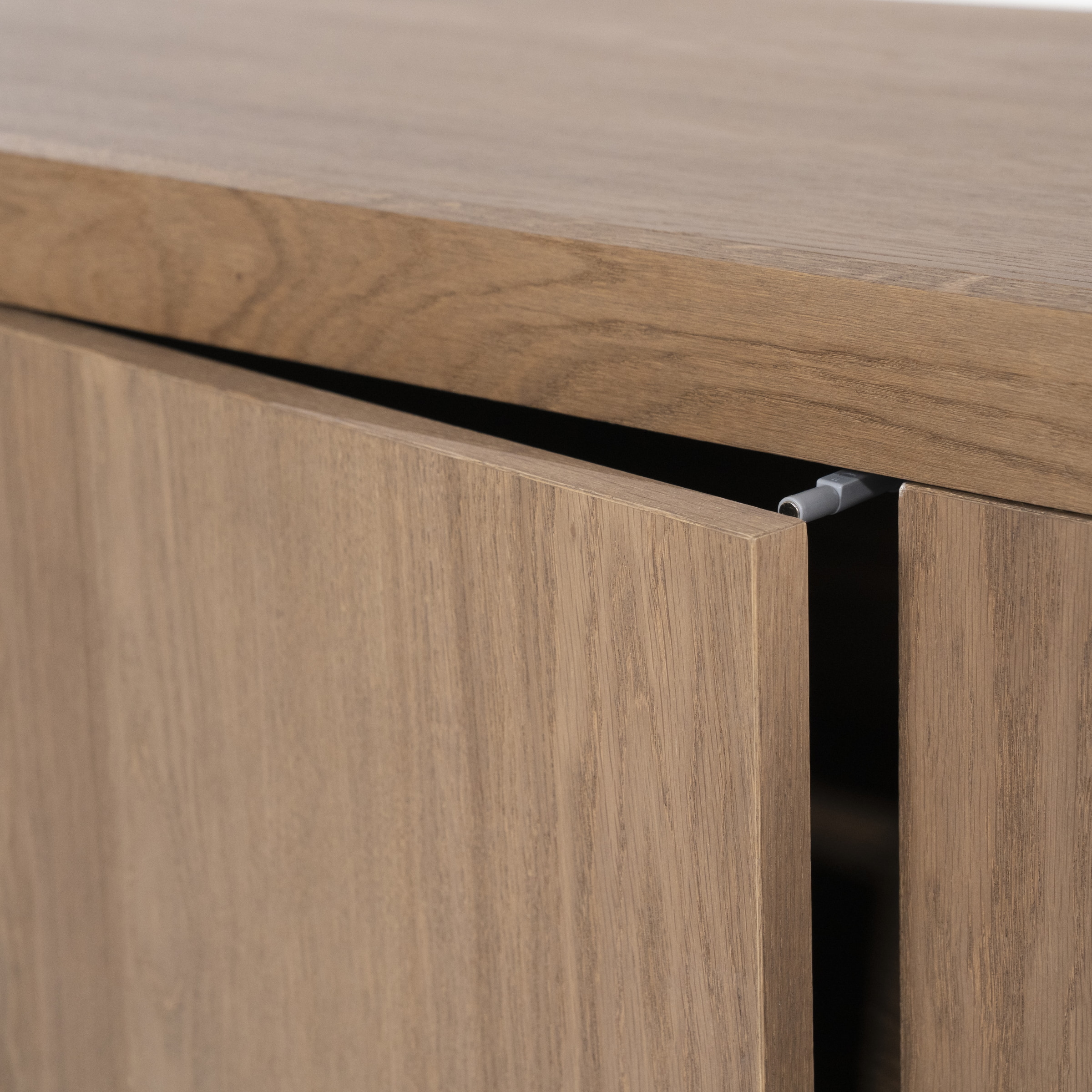 Eleonora Dressoir 'Helsinki' Eiken, 200cm, kleur Lichtbruin