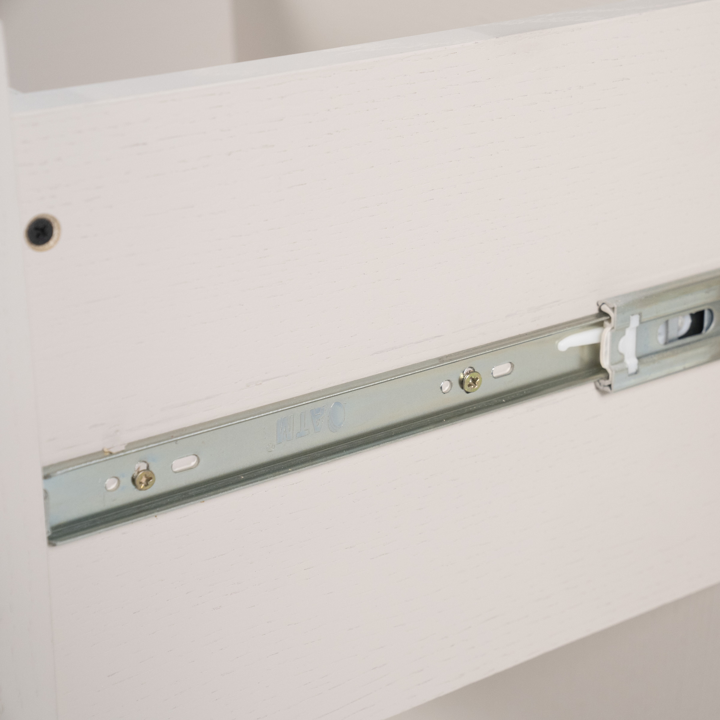 Eleonora Dressoir 'Helsinki' Eiken, 200cm, kleur Taupe