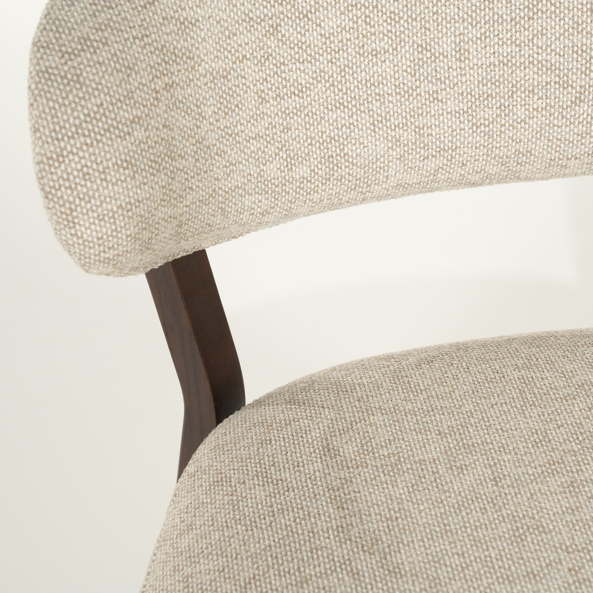 Eleonora Fauteuil 'Mikky' kleur Taupe/Bruin