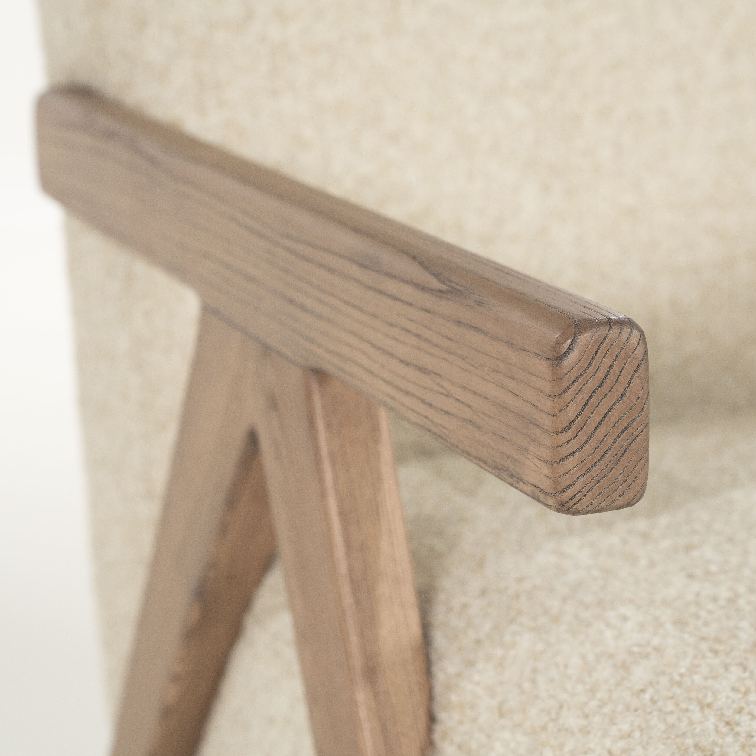 Eleonora Fauteuil 'Francis' Grove Bouclé, kleur Beige