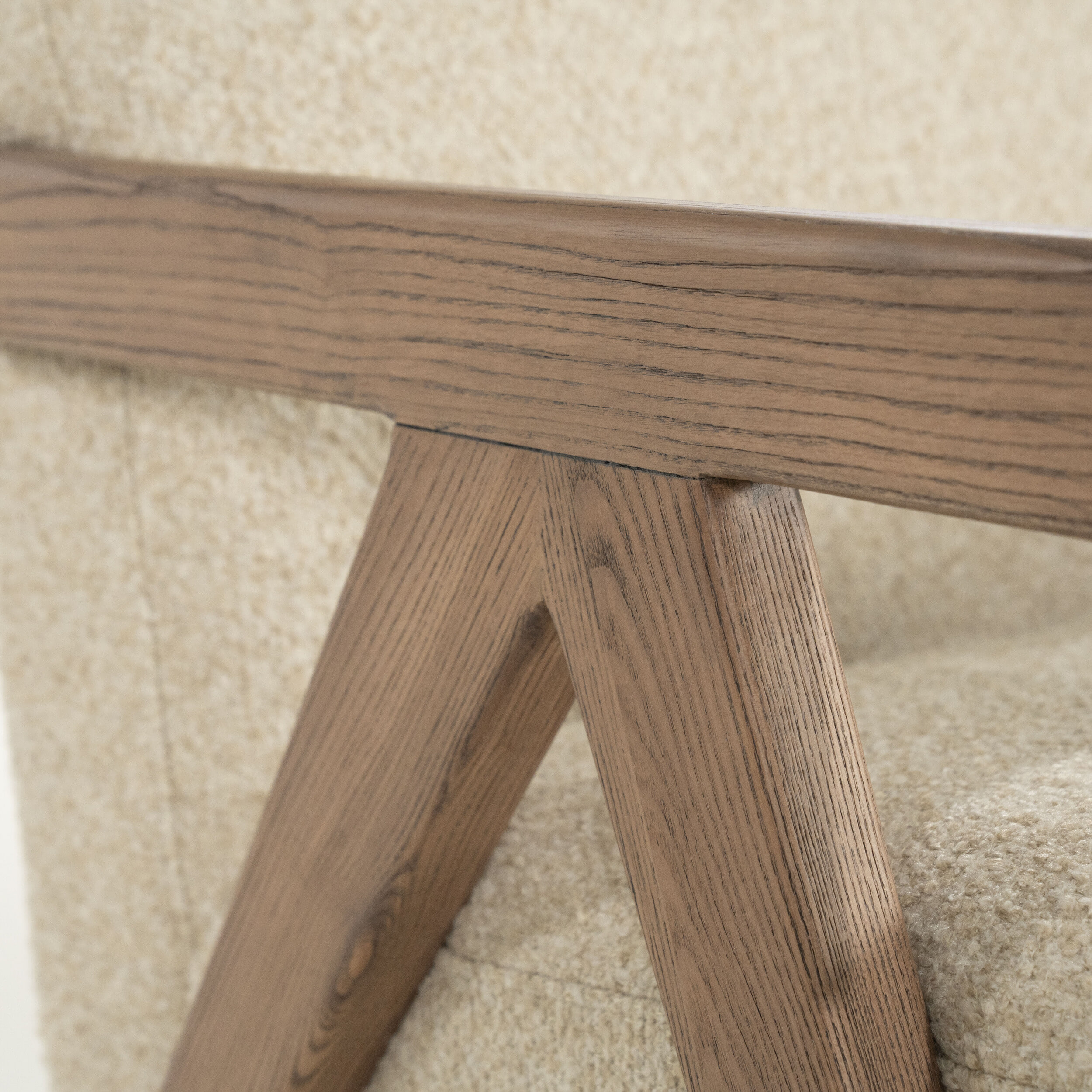 Eleonora Fauteuil 'Francis' Grove Bouclé, kleur Beige