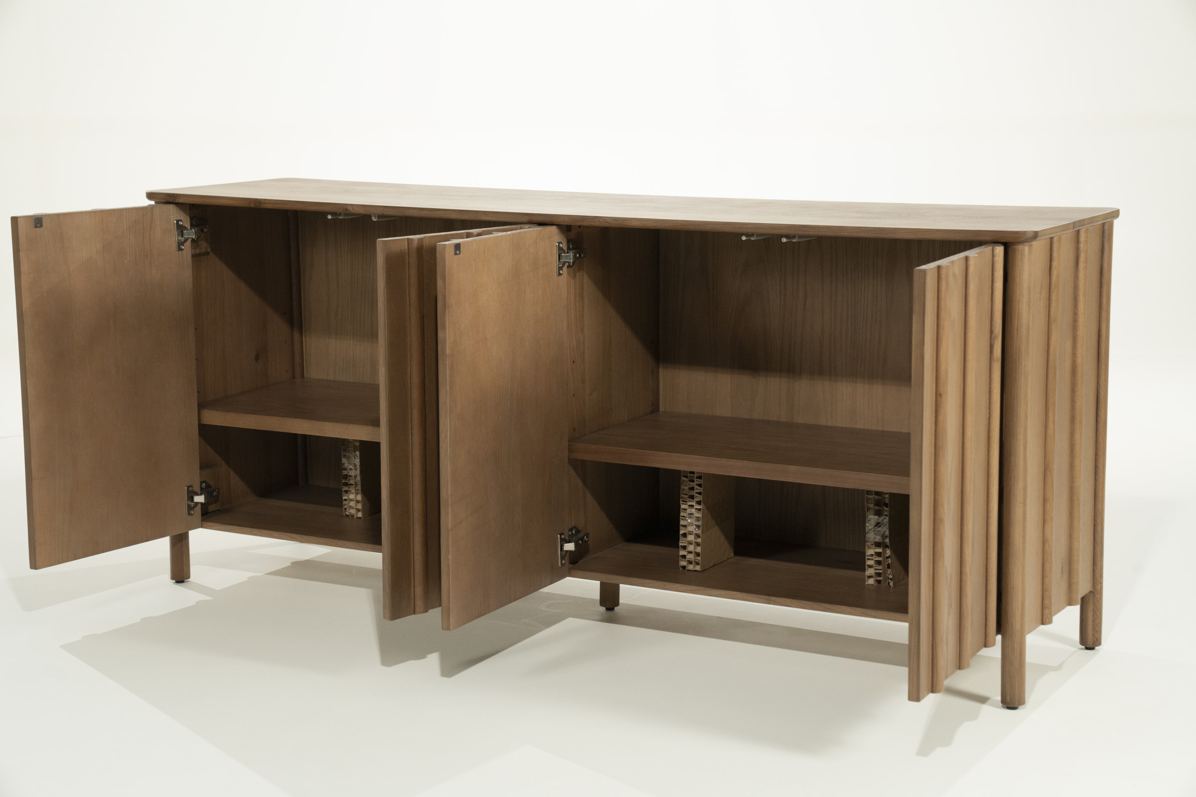 Eleonora Dressoir 'Jake' Eiken, 183cm, kleur Bruin